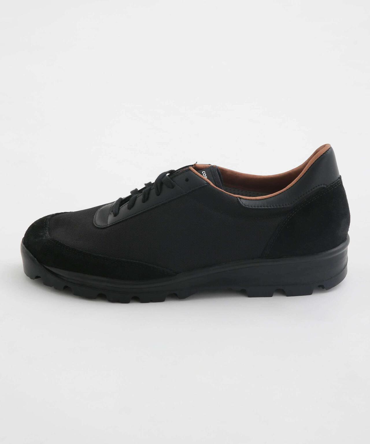 REPRODUCTION OF FOUND/CANADIAN MILITARY TRAINER 6703134110