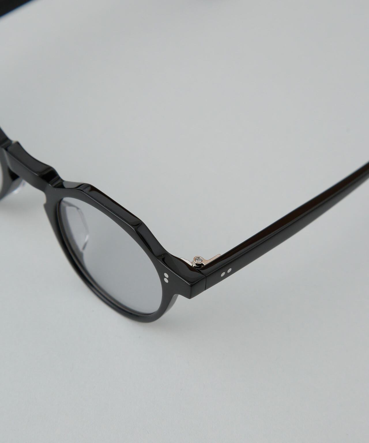 NEW.(Few.)/F2 6704140010