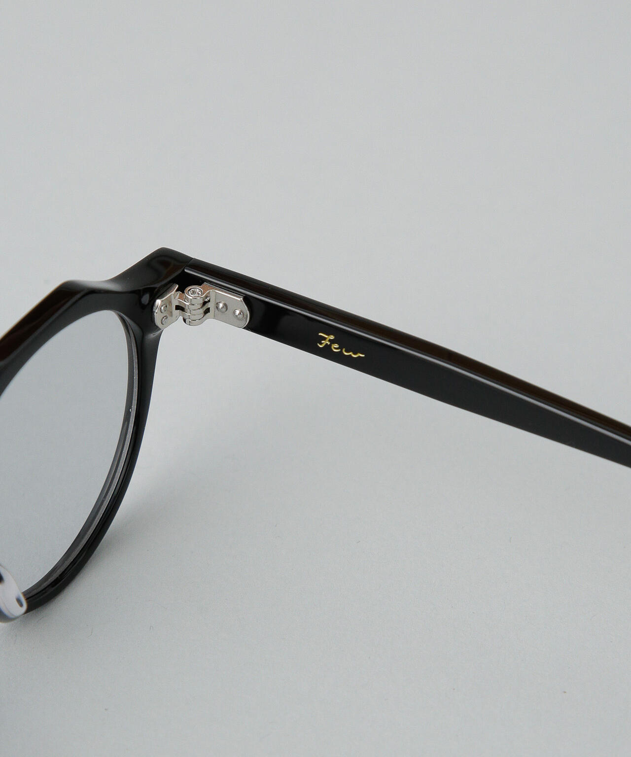 NEW.(Few.)/F2 6704140010