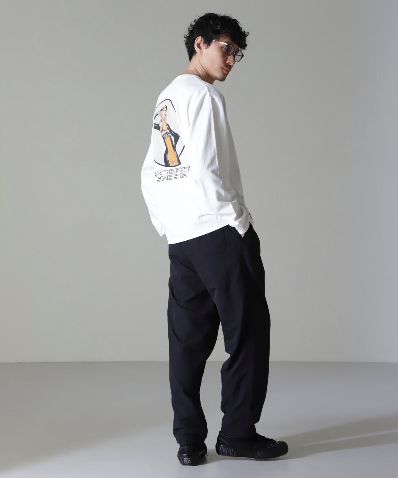 Schott/別注 "OVAL PIN-UP" L/S TEE 6704223069