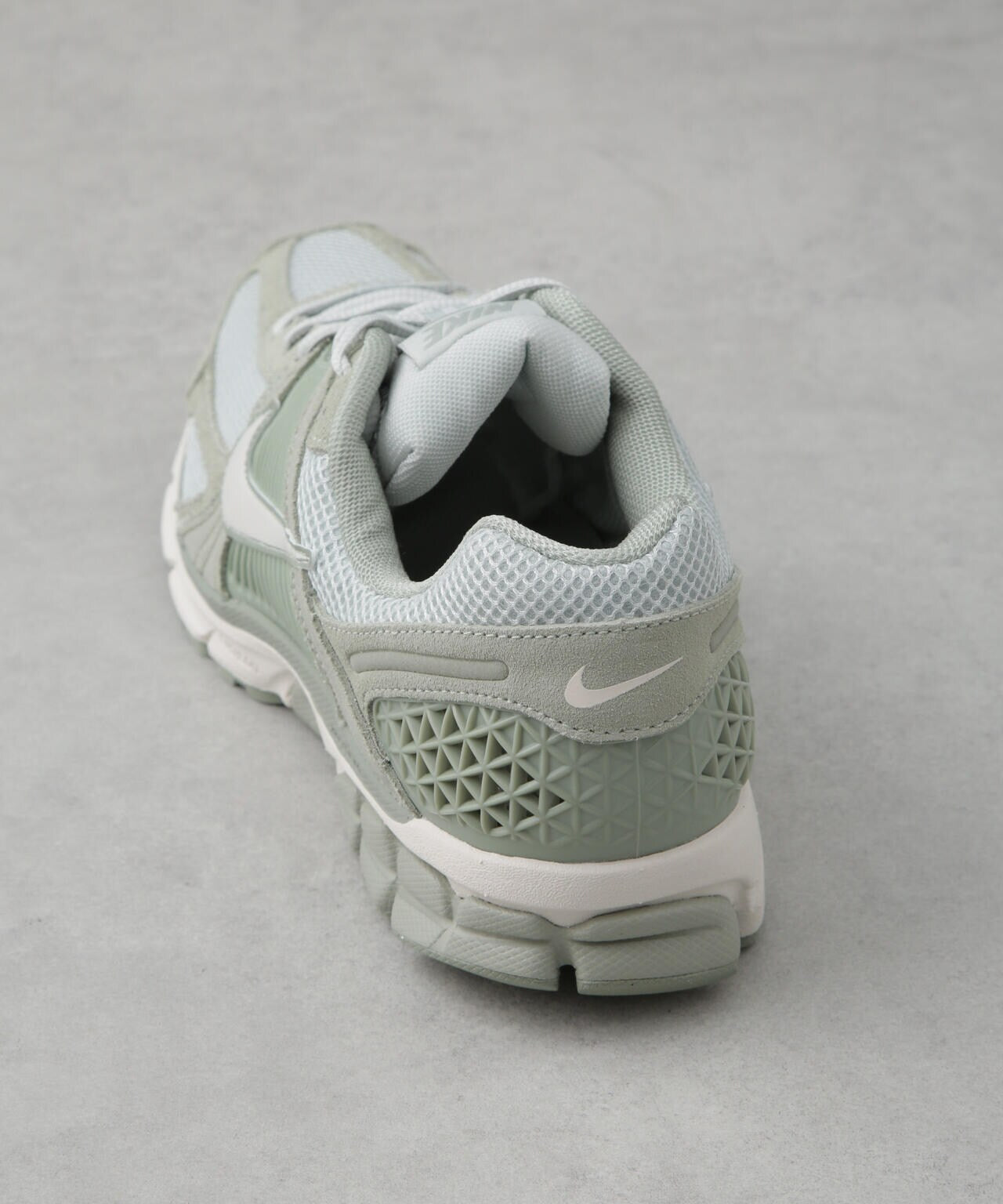 NIKE/ナイキ ズーム ボメロ 5 6704234147