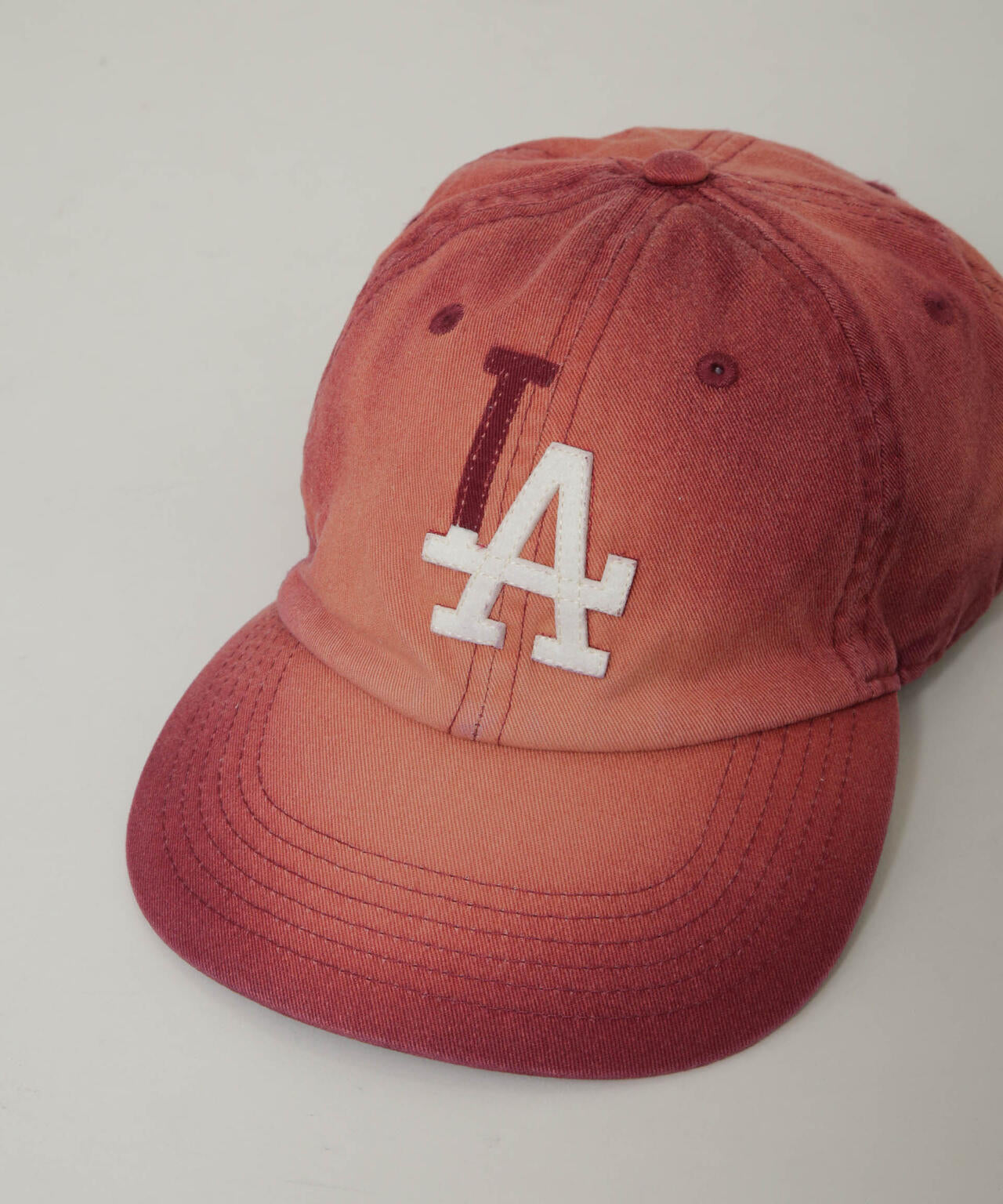 AUTHEN/FADE A CAP 6705239104