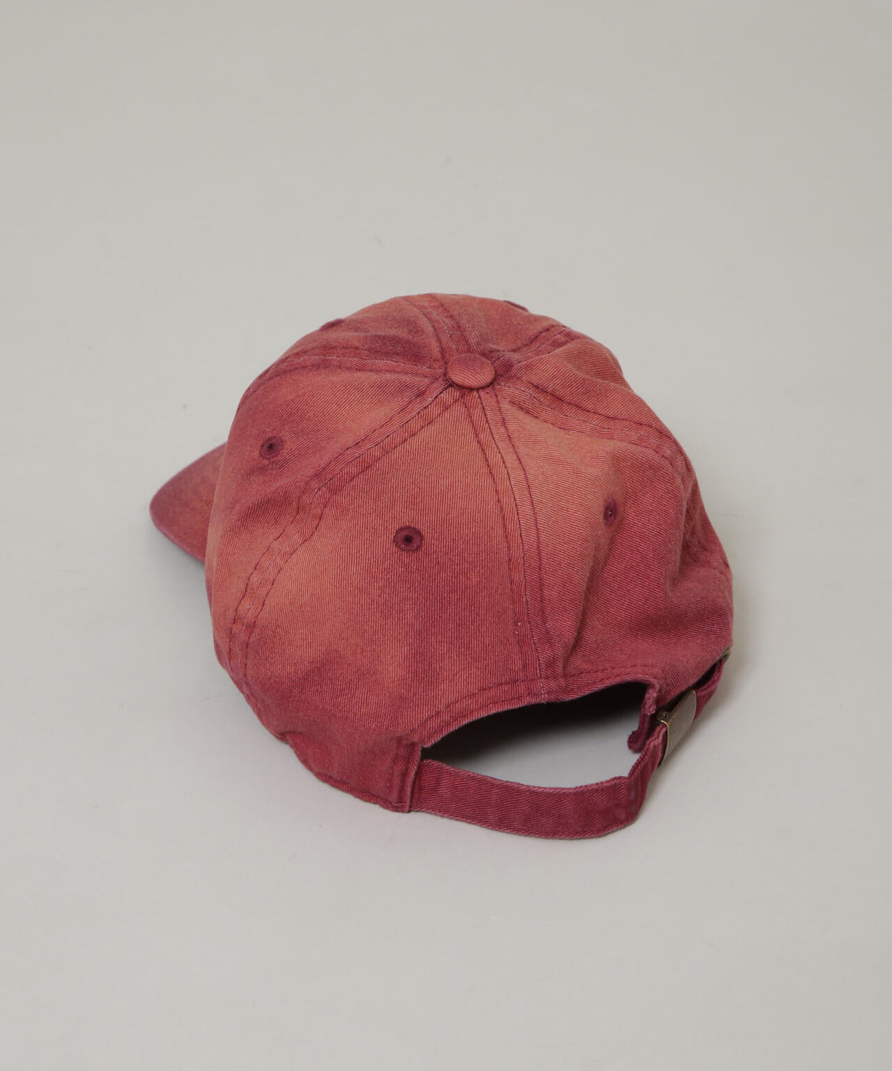 AUTHEN/FADE A CAP 6705239104