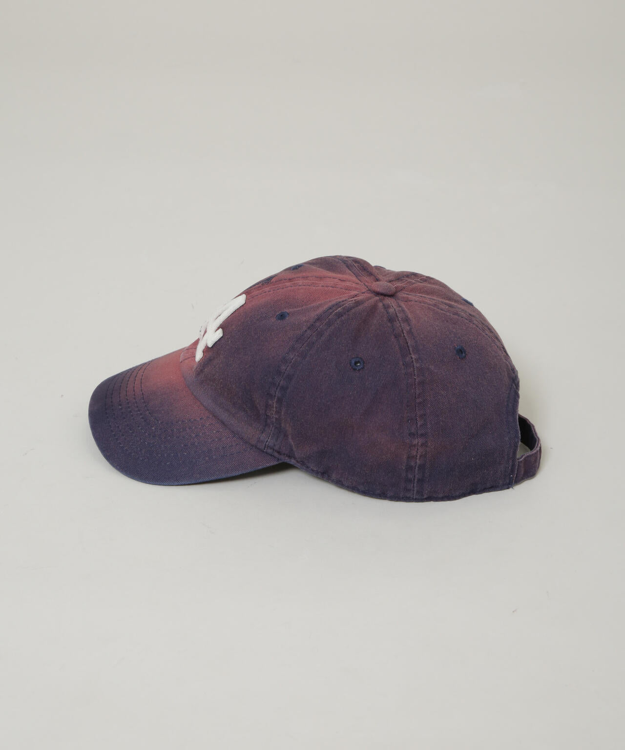 AUTHEN/FADE A CAP 6705239105