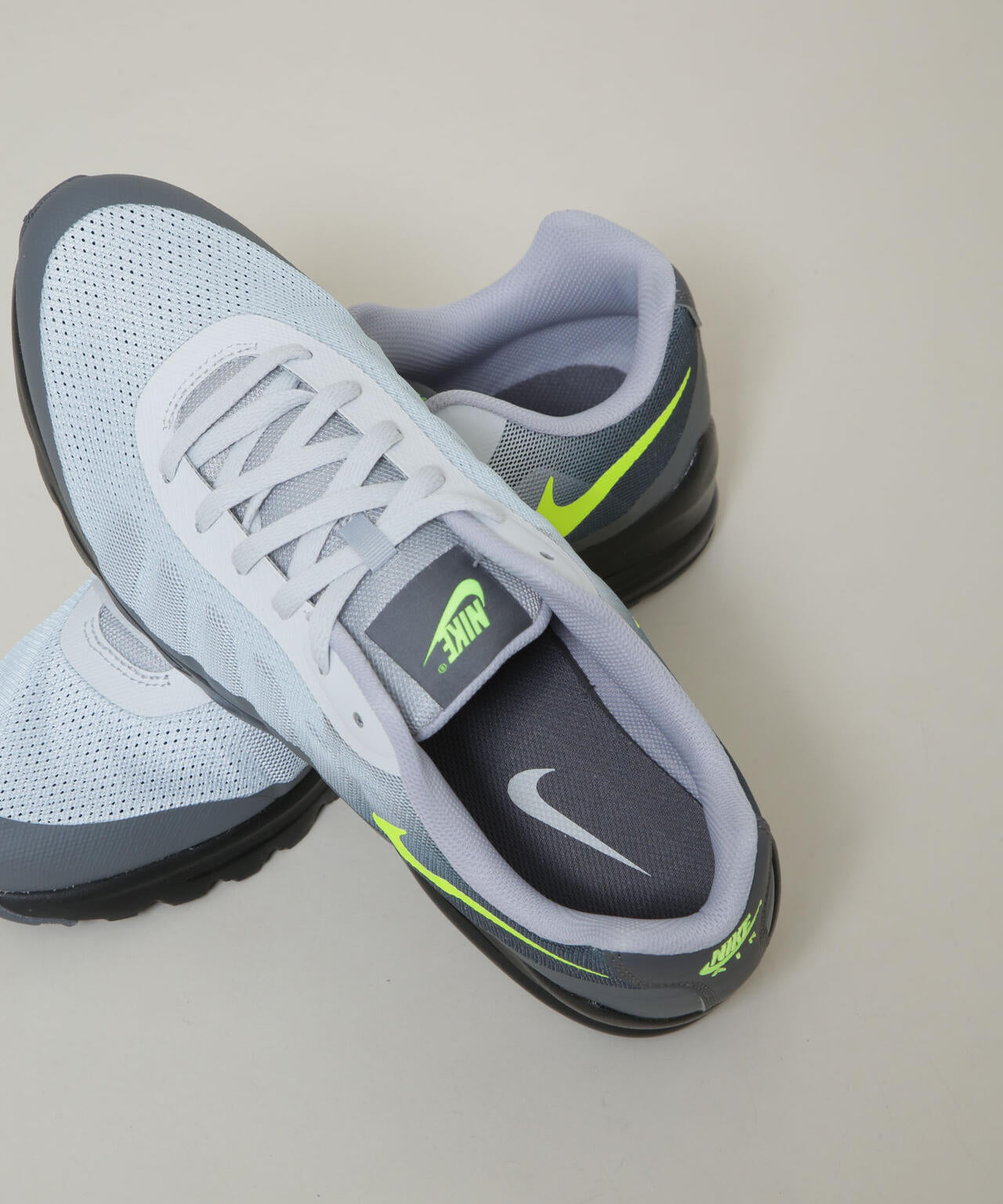 NIKE/ナイキ エア マックス インビガー 6706134054