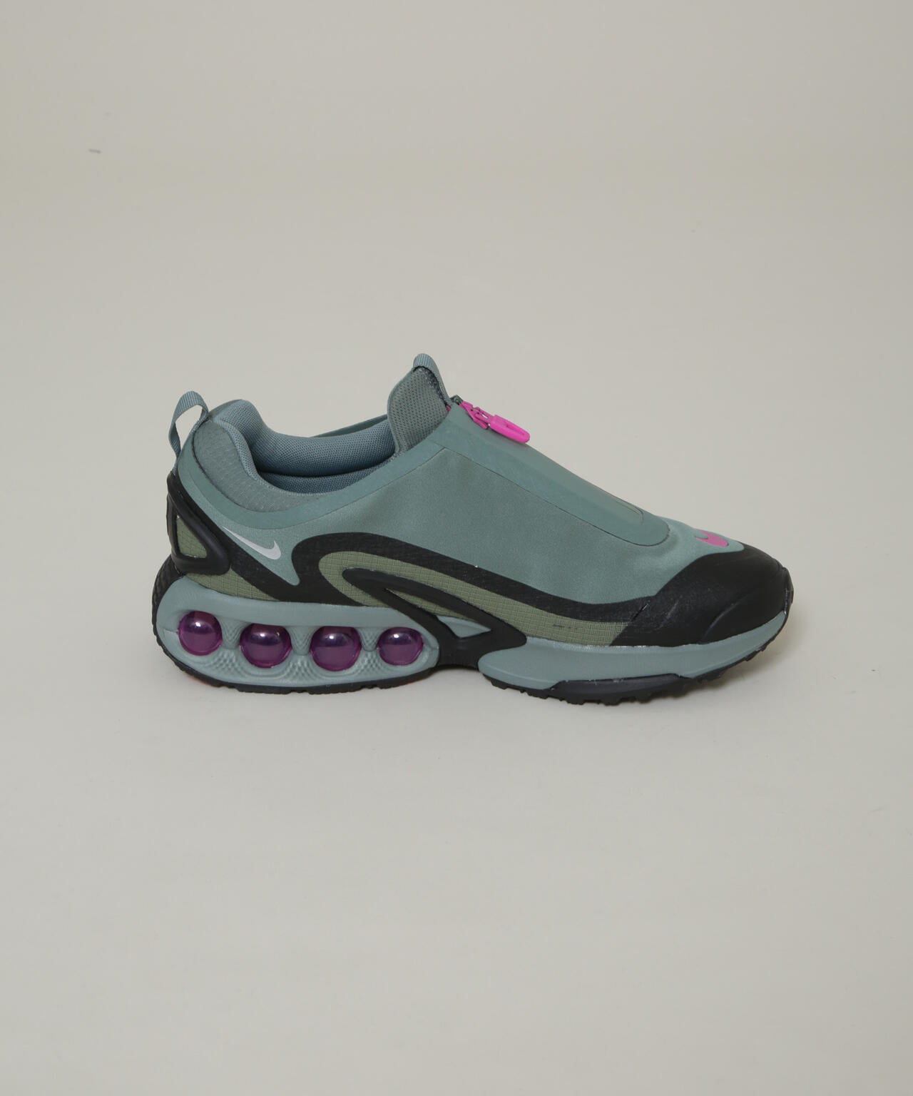 NIKE/ナイキ エア マックス DN ローム 6706134058