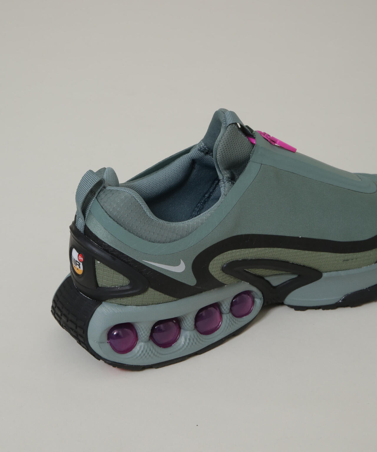 NIKE/ナイキ エア マックス DN ローム 6706134058