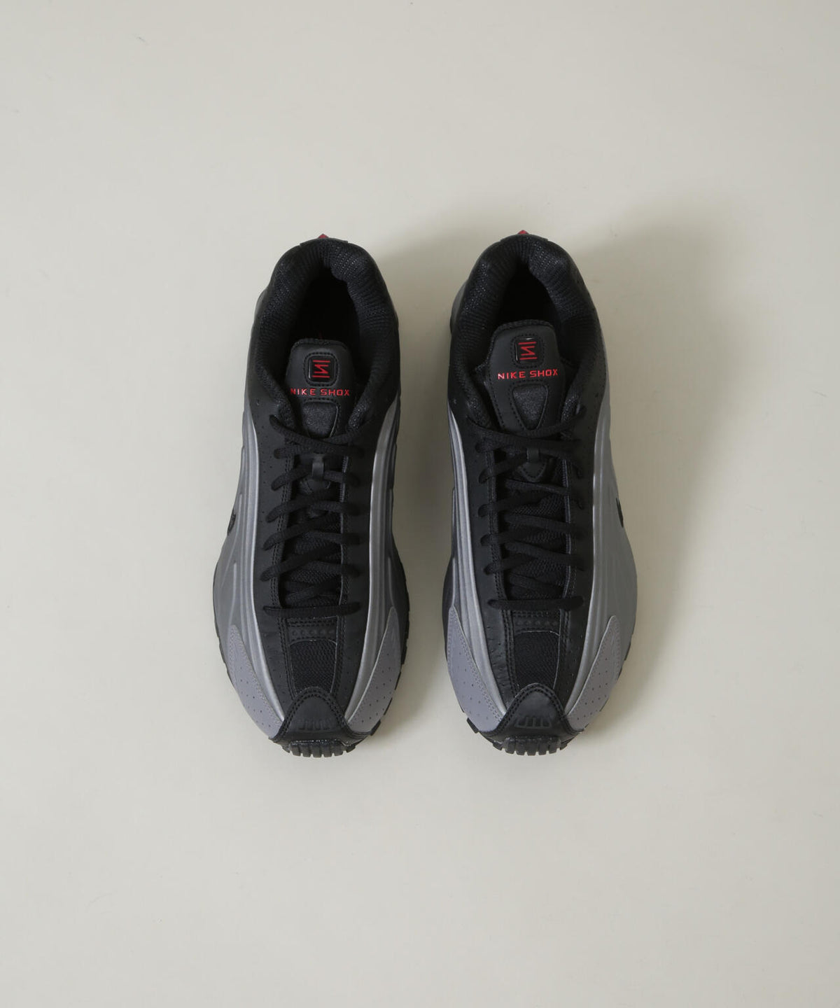 NIKE/ナイキ ショックス R4 6706234035