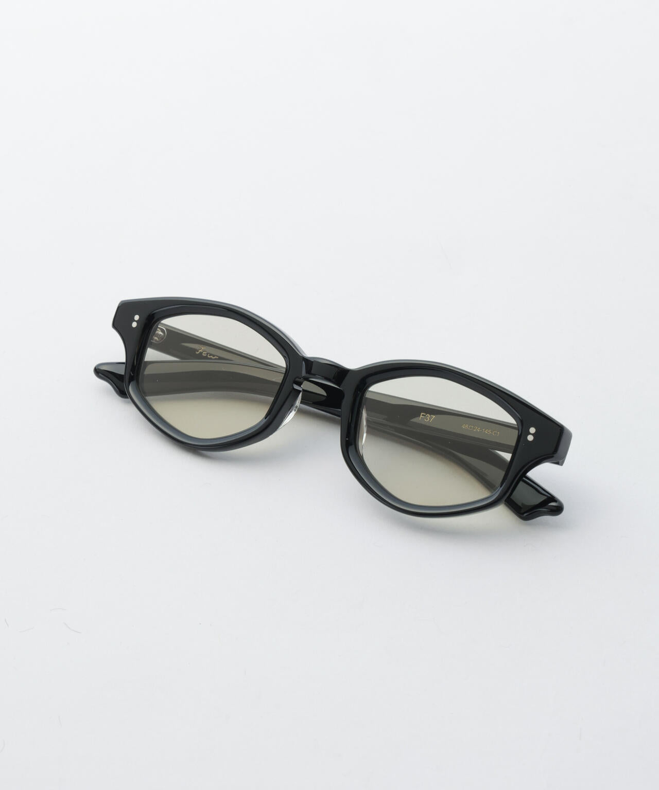 NEW.(Few.)/F37 6706240028