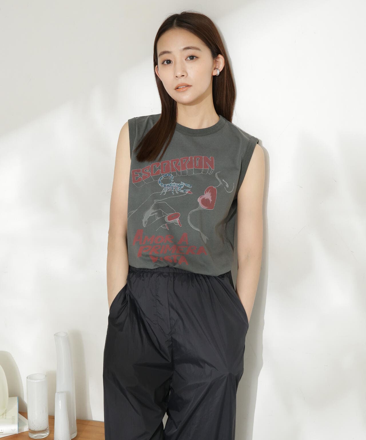 R JUBILEE/SLEEVE LESS BAND TEE 6713124025