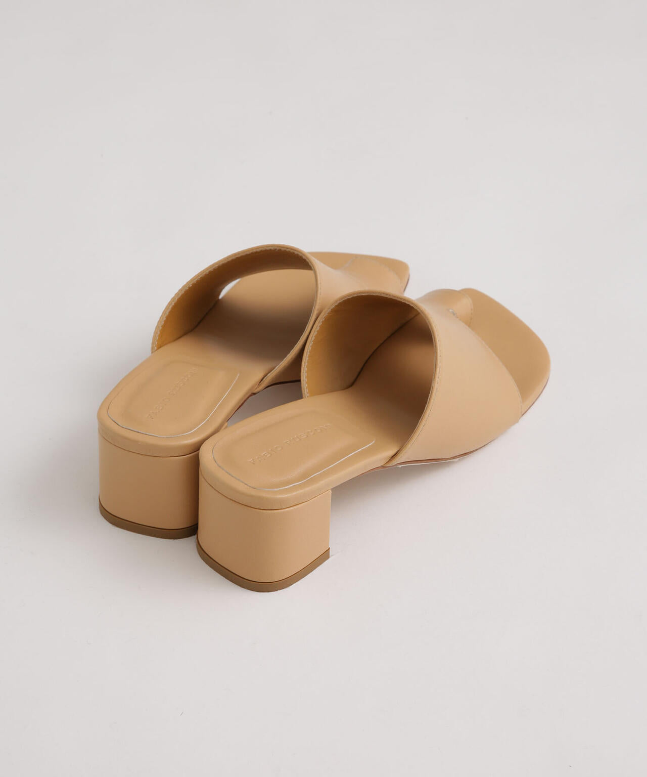 FABIO RUSCONI/トングヒールサンダル 6713135386