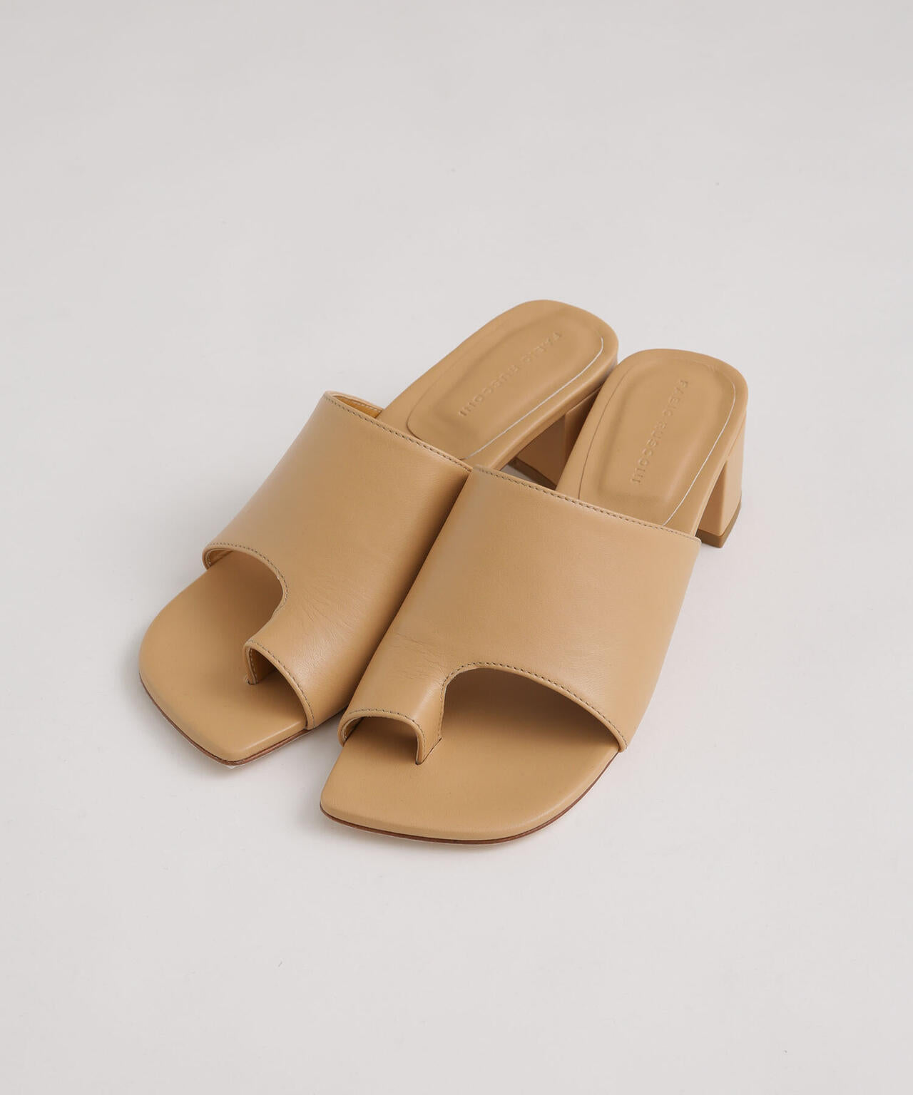 FABIO RUSCONI/トングヒールサンダル 6713135386