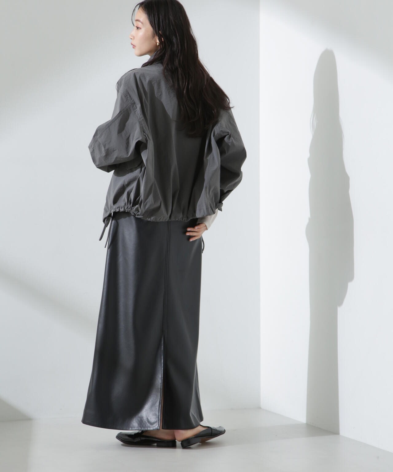 upper hights/U-51 L SHEER SHORT 6715111003