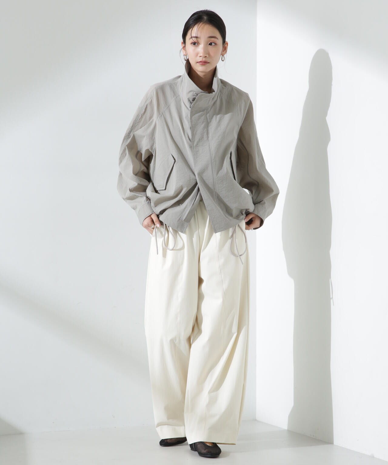 upper hights/U-51 L SHEER SHORT 6715111003