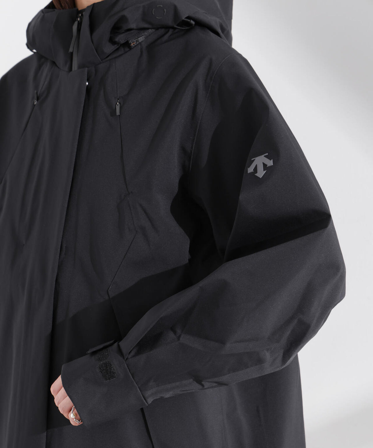 DESCENTE/WATERPROOF JACKET 6715112011