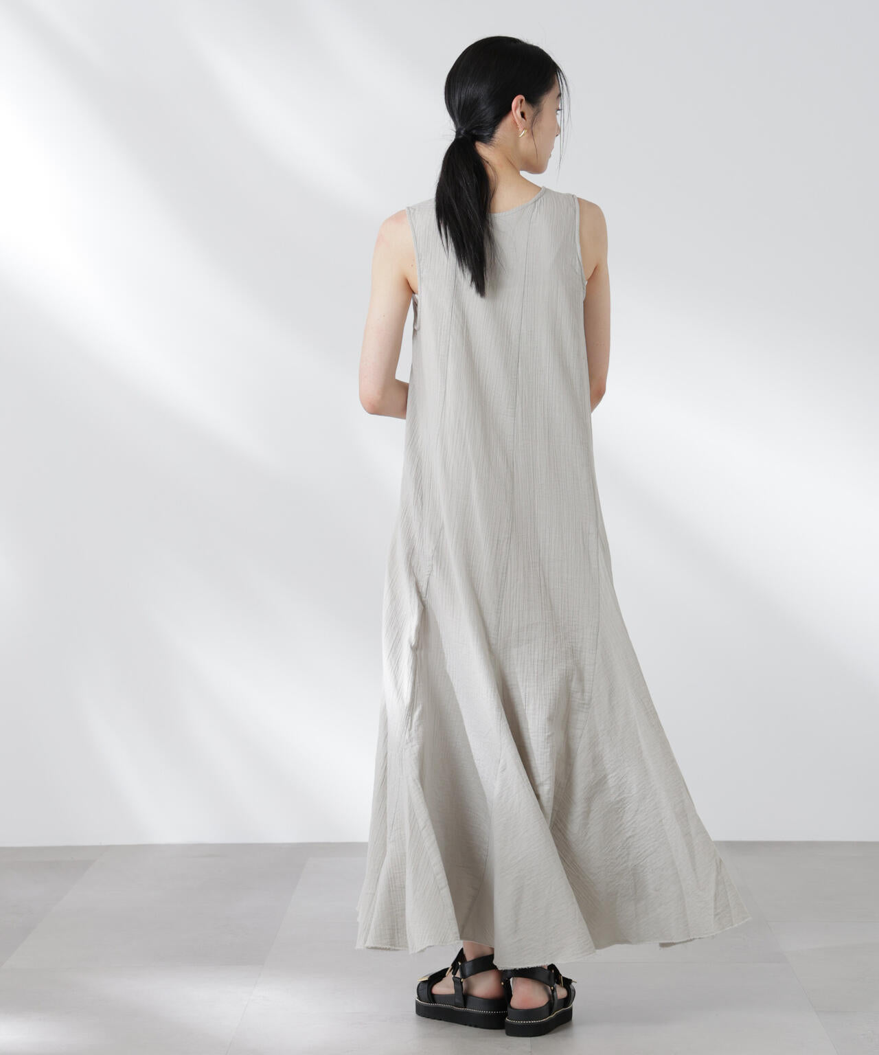 GREYCHORD/ASHLEY スリーブレスドレス 6715119051