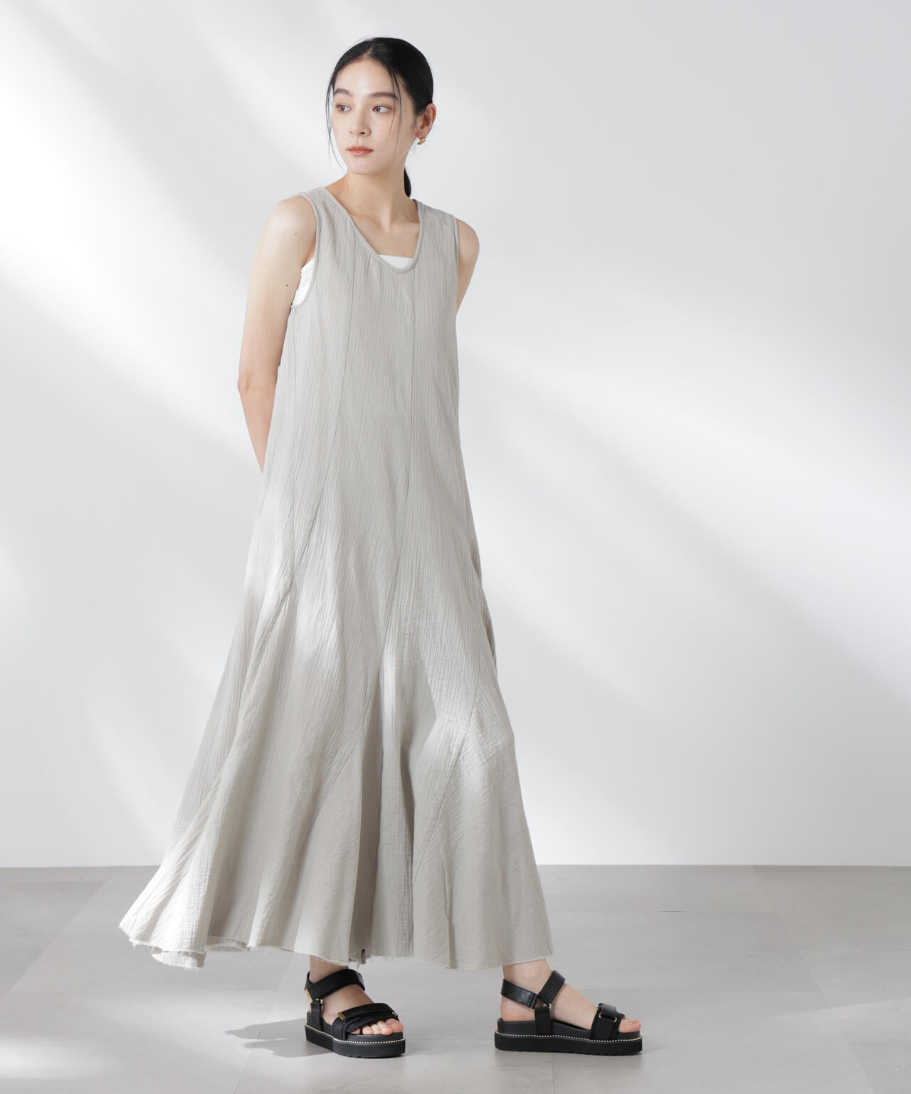 GREYCHORD/ASHLEY スリーブレスドレス 6715119051