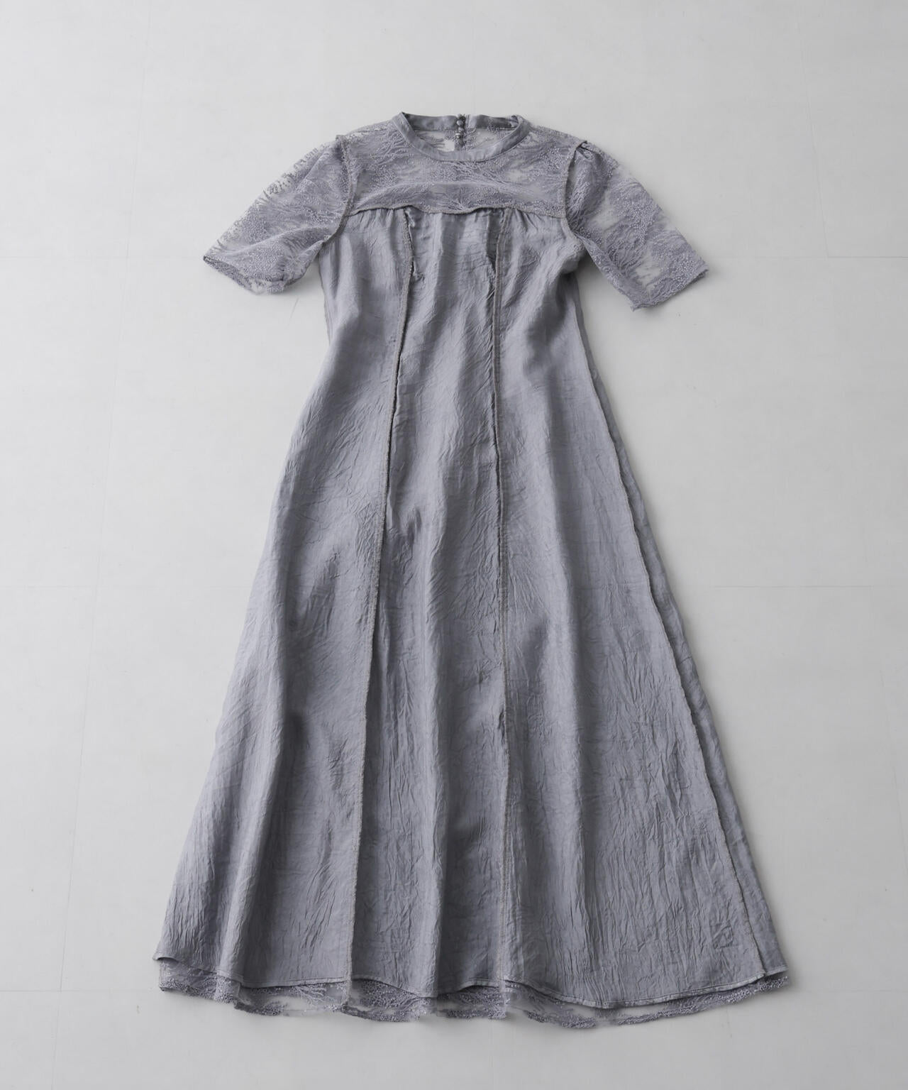 kaene/シャイニーエンブロイダリーレースドレス 6715119060