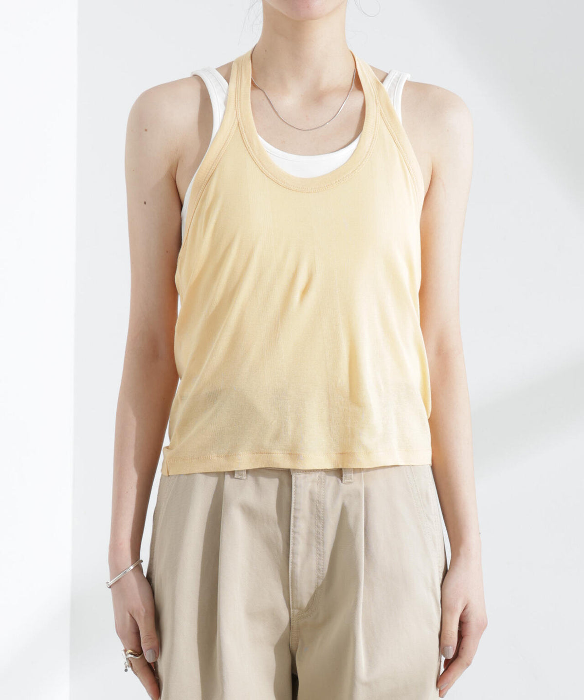 Robert P. Miller/Light Prib Halter tank 6715124033