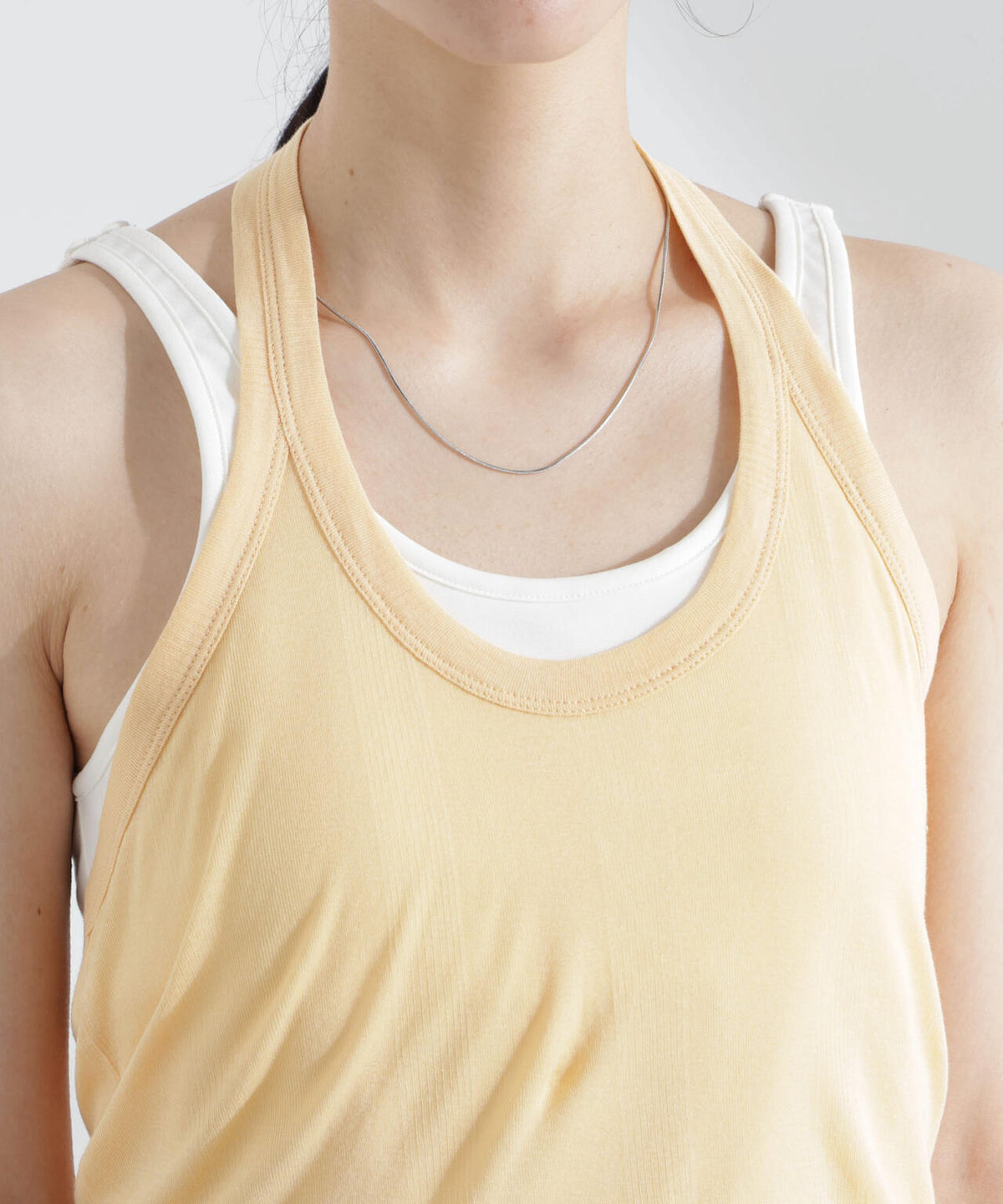 Robert P. Miller/Light Prib Halter tank 6715124033