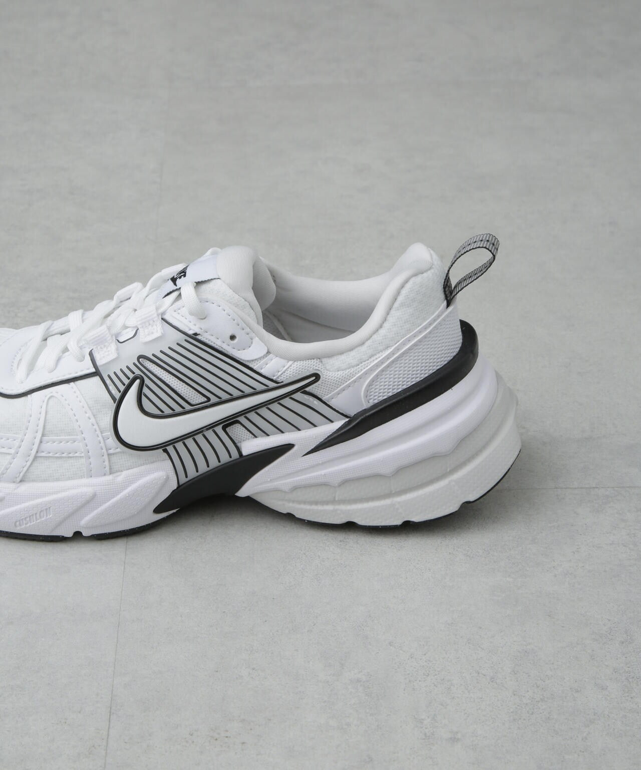 NIKE/W NIKE V2K RUN 6715134023