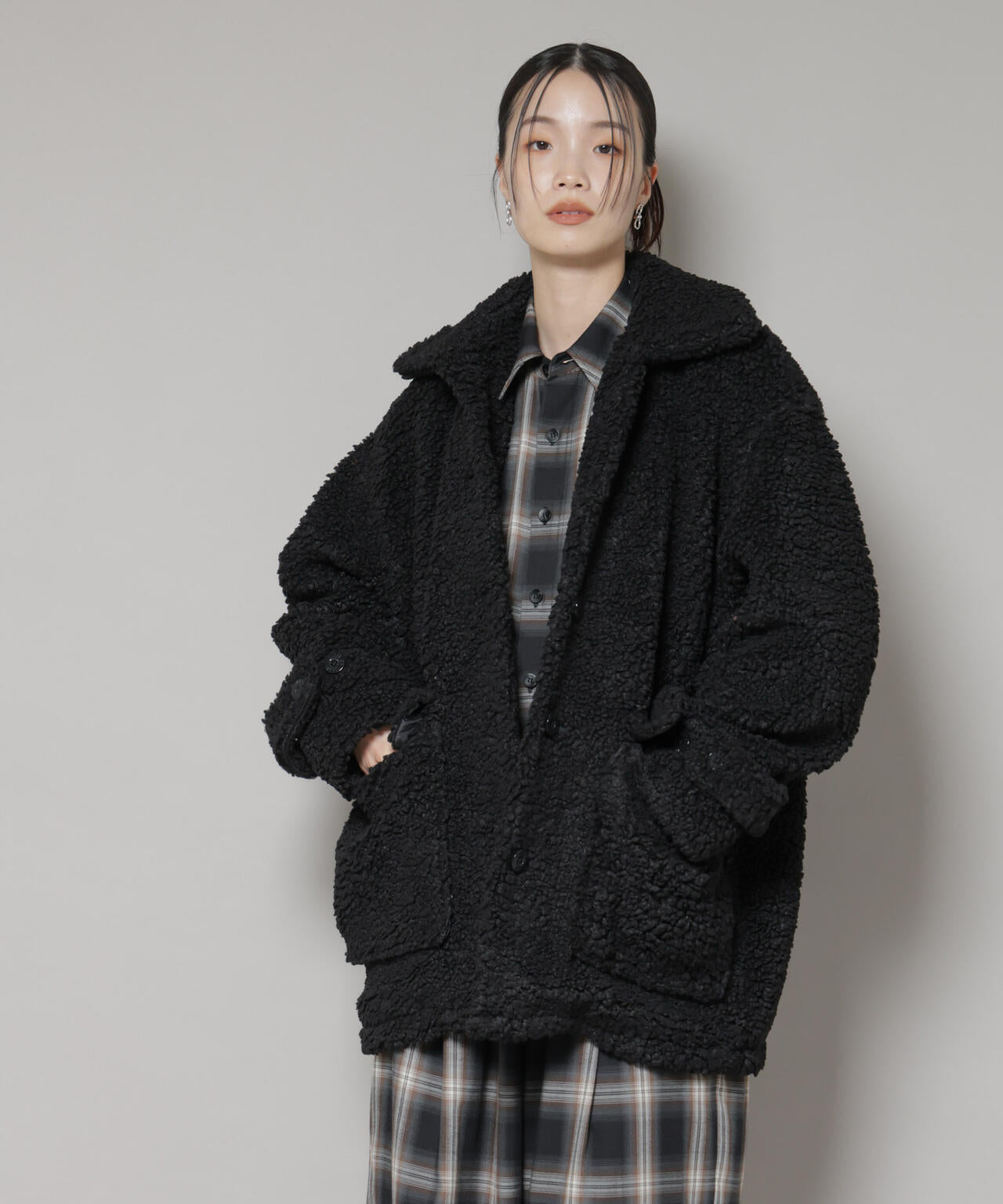 UNIVERSAL OVERALL/BOA HALF COAT 6715212012