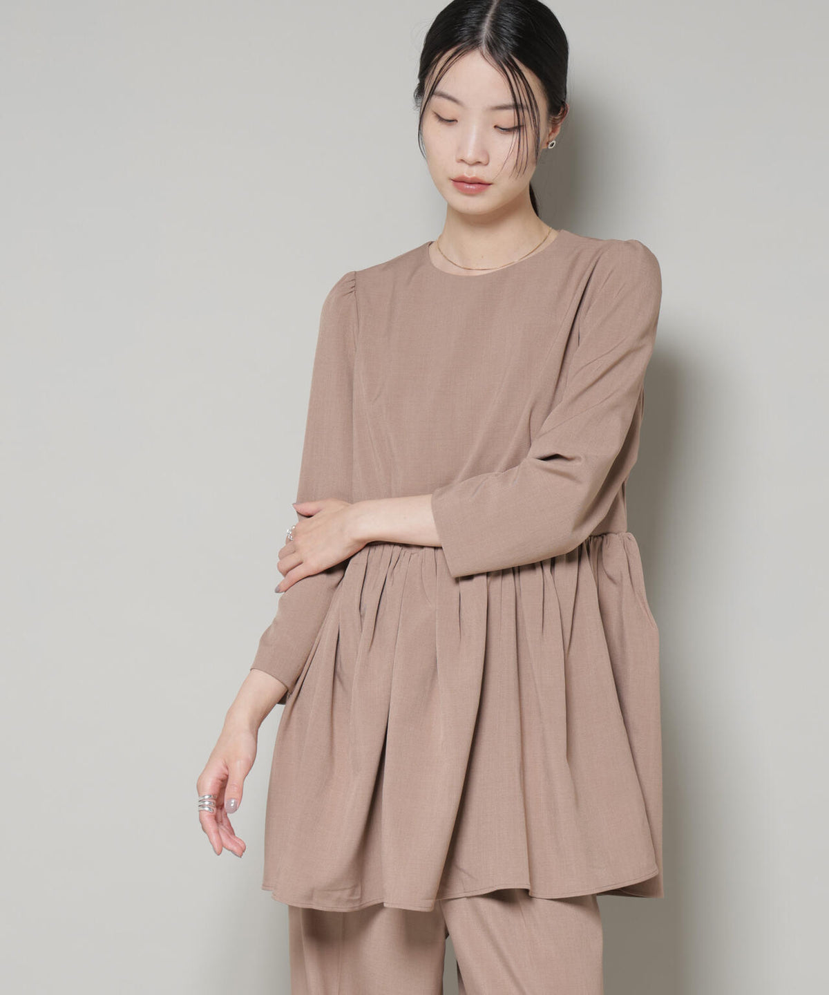 troisieme chaco/TWILL ペプラムトップス(セットアップ可) 6715220034