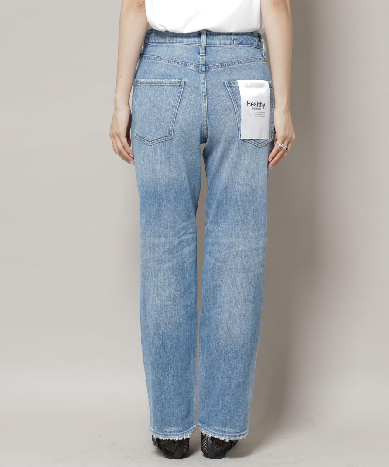 Healthy DENIM/Tallow ストレートデニム 6715227026