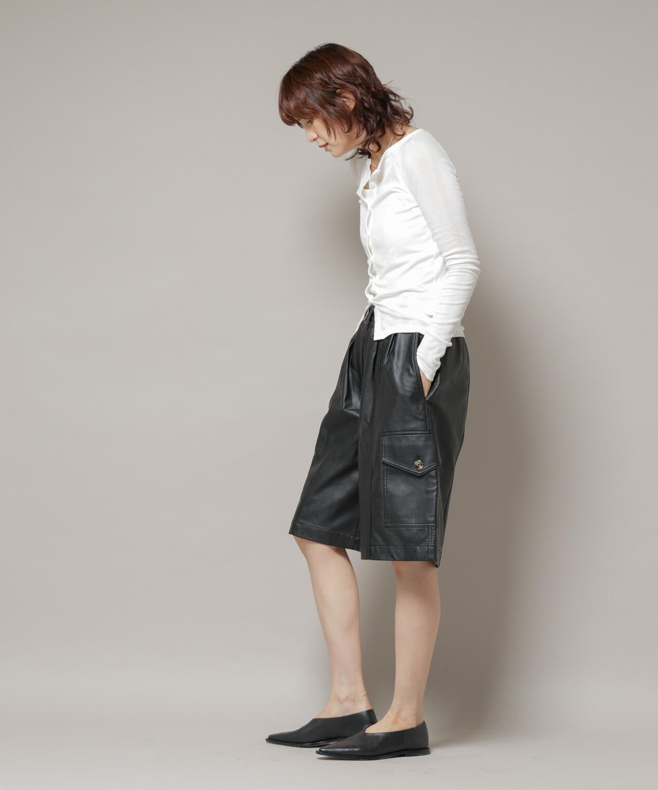 BAUM UND PFERDGARTEN/Textured Faux Leather ハーフパンツ 6715228001