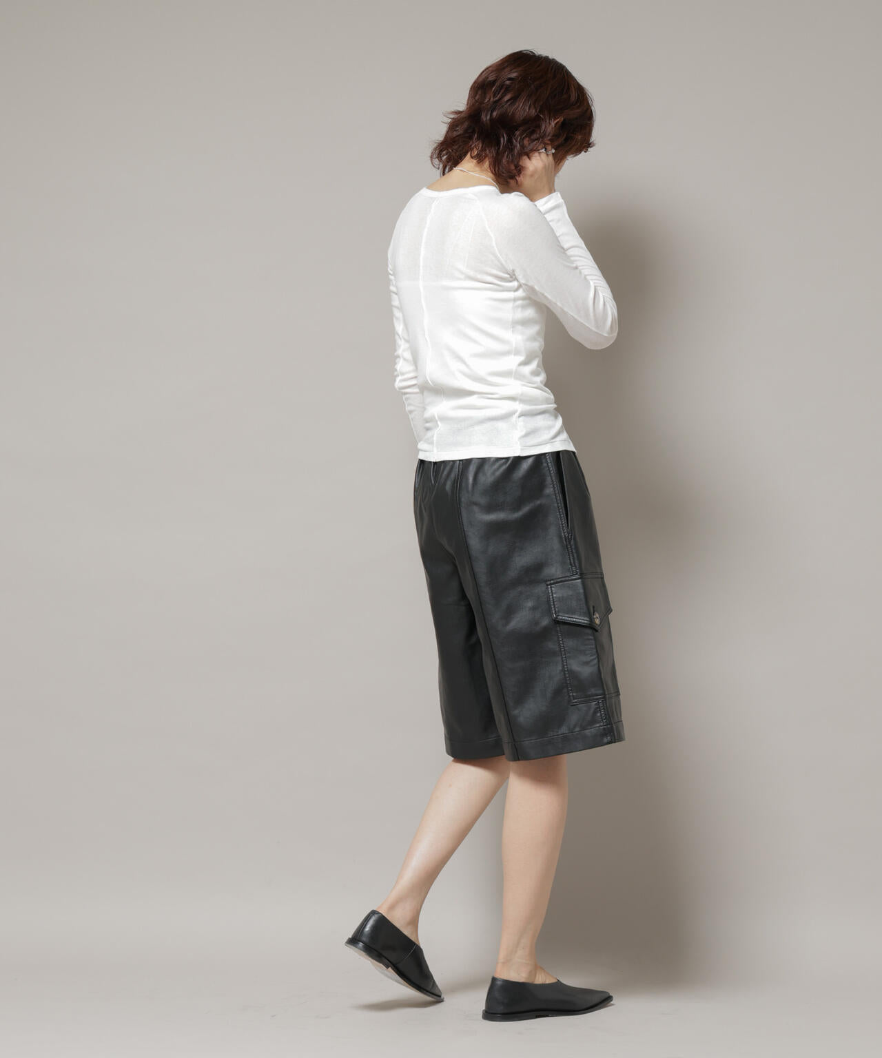 BAUM UND PFERDGARTEN/Textured Faux Leather ハーフパンツ 6715228001