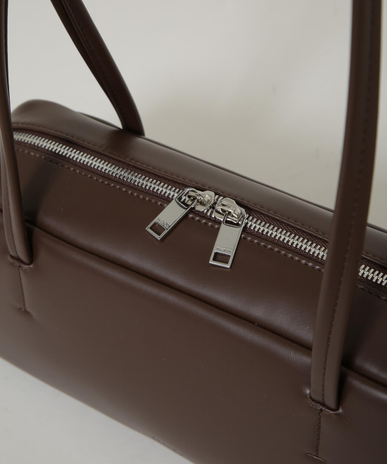 STAND OIL/MORE BAGUETTE BAG MARRON 6715232417