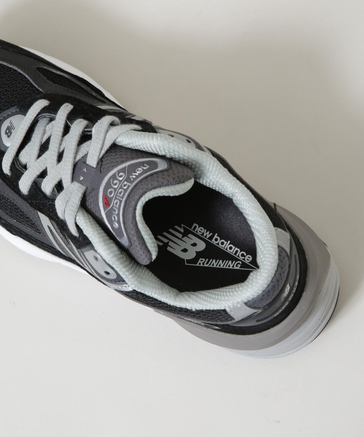 new balance/W990v6 6715234072