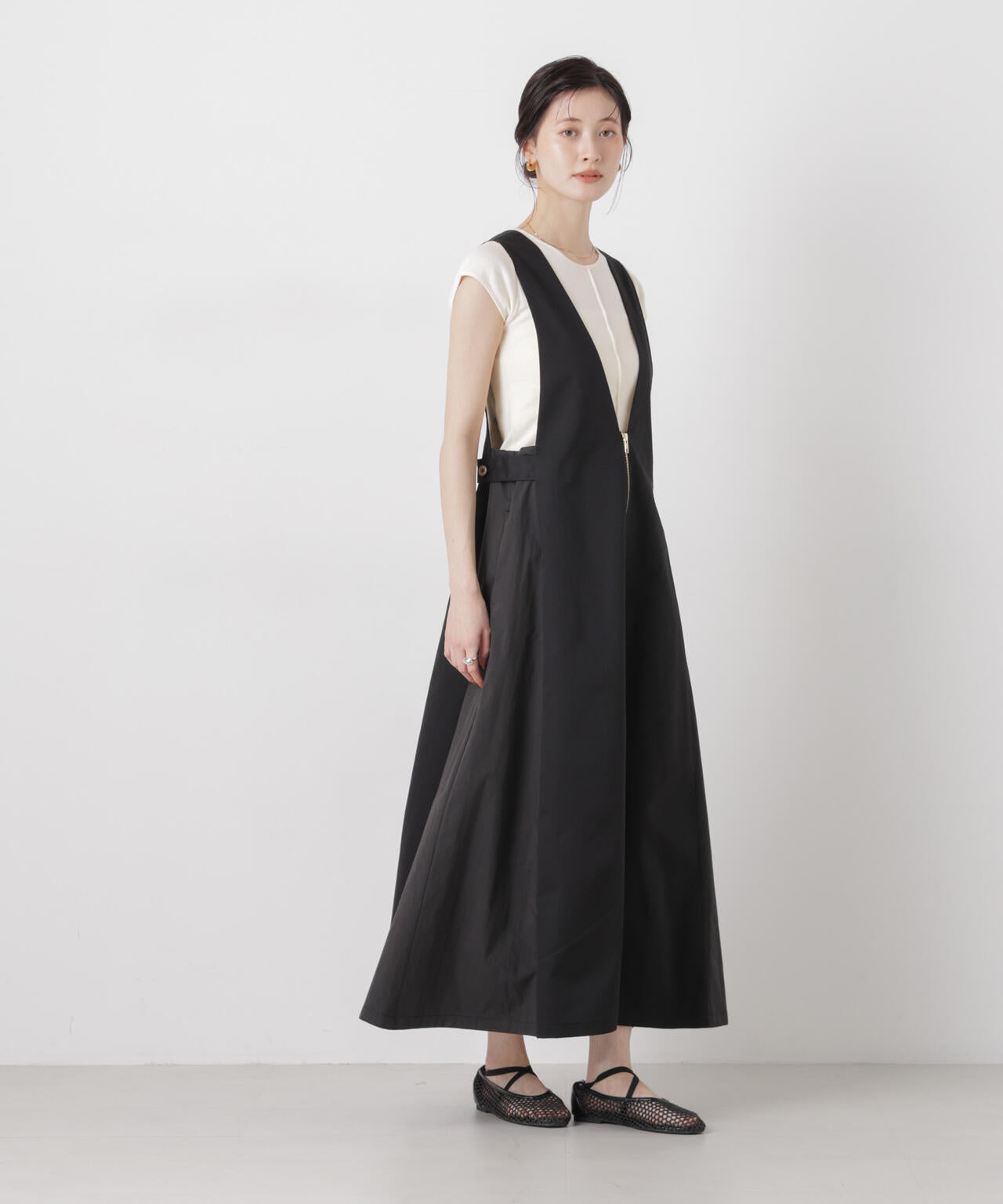 UNIVERSAL OVERALL/TWILL JUMPER SKIRT 6716119002