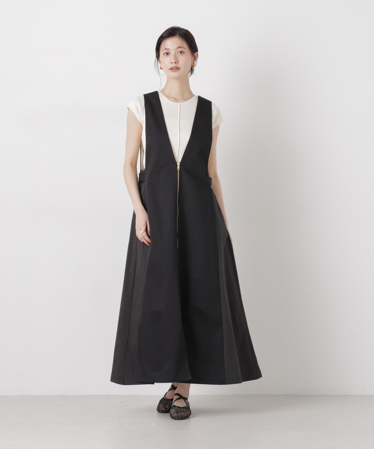 UNIVERSAL OVERALL/TWILL JUMPER SKIRT 6716119002