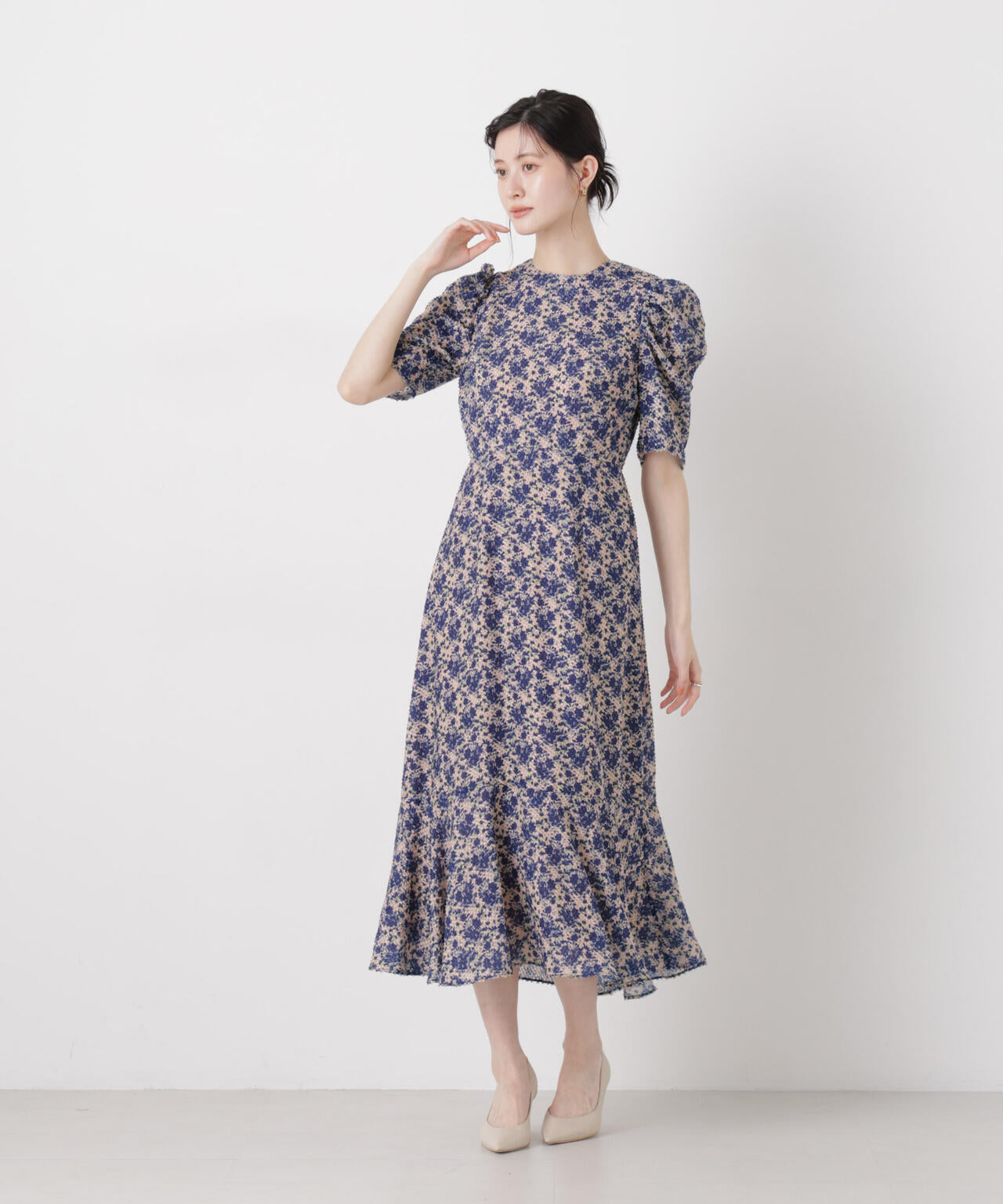 troisieme chaco/別注 CUT JACQUARD ワンピース 6716119017