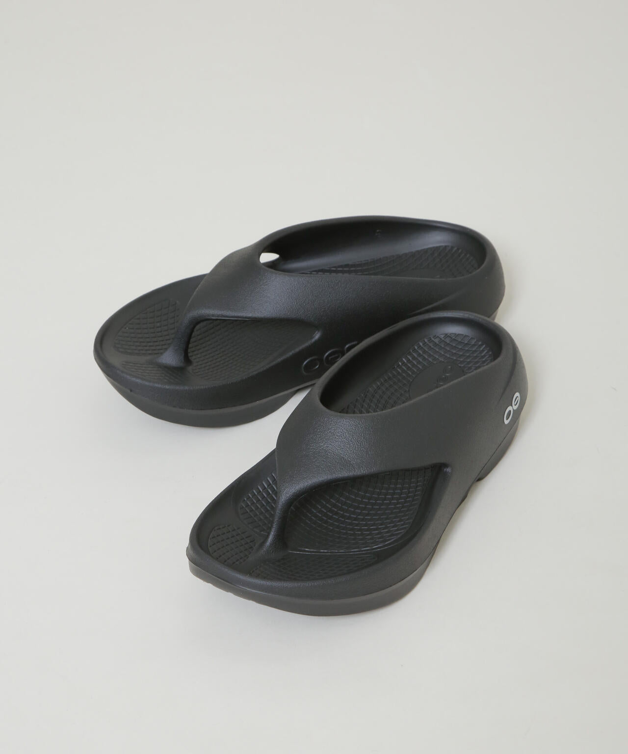 OOFOS/OOriginal+ Black 6716135011