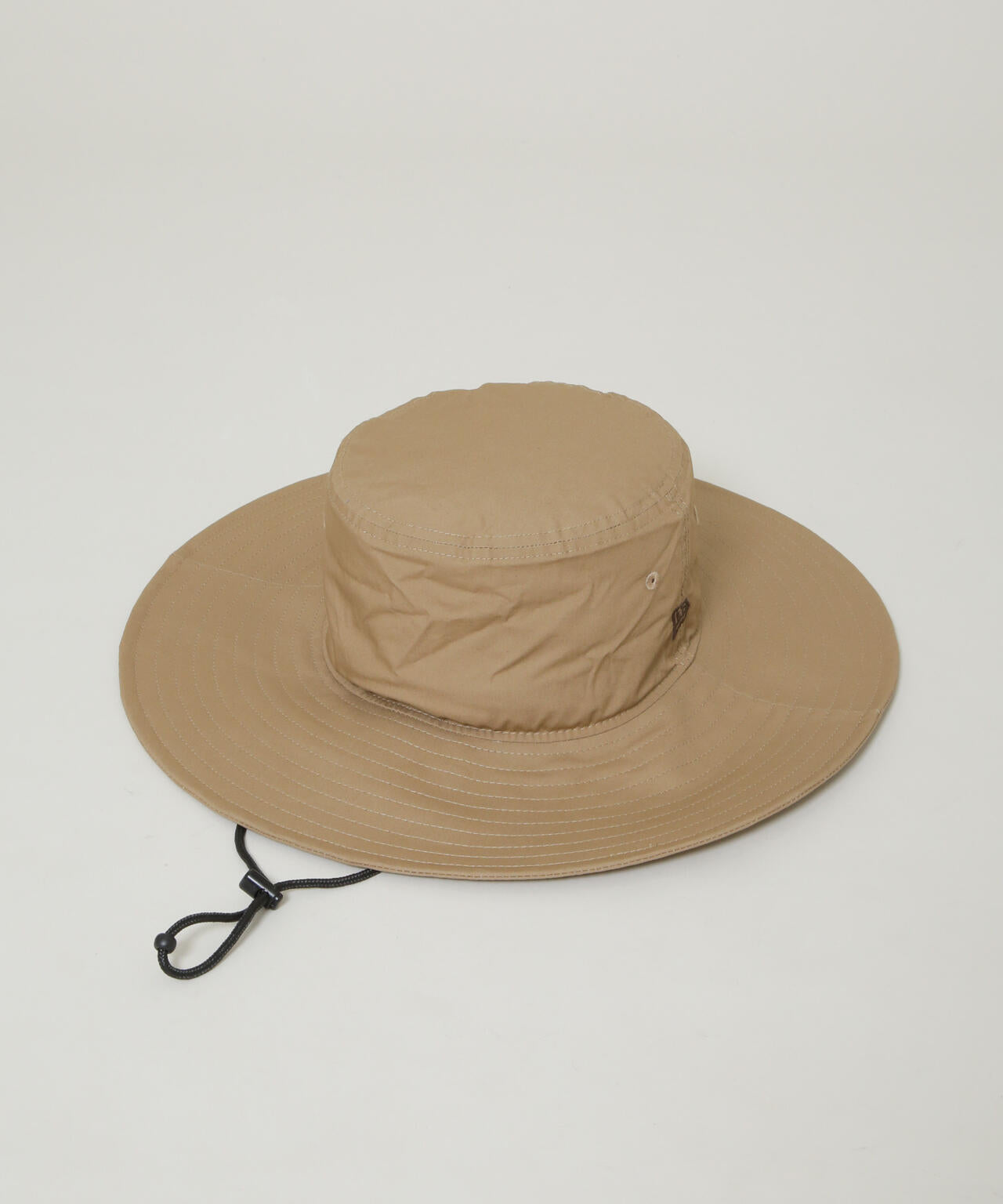 NEW ERA/ADVENTURE WB TYPEWRITER KHA 6716139012