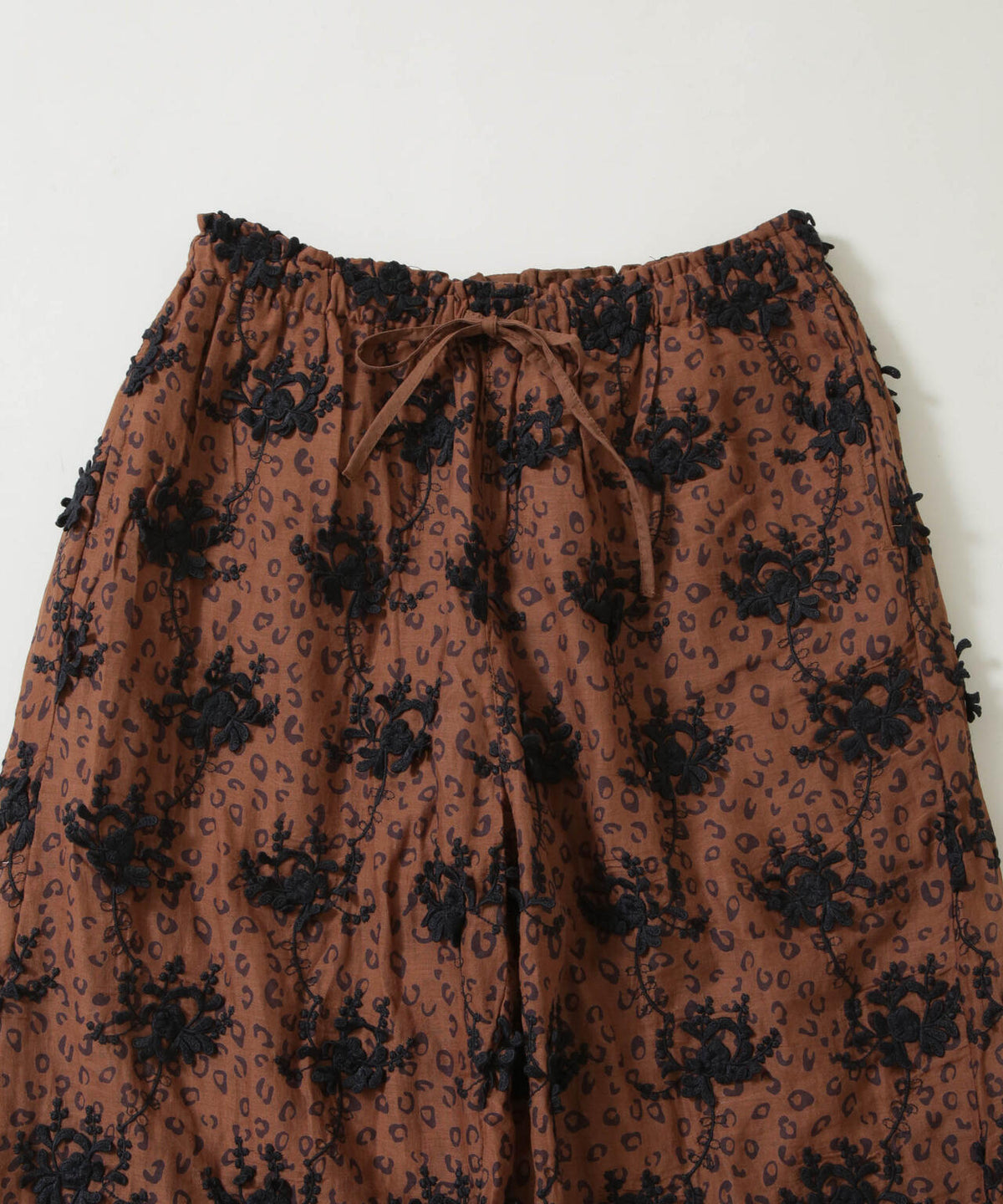 crinkle crinkle crinkle/3D embroidery leopard pants(セットアップ可) 6716227006