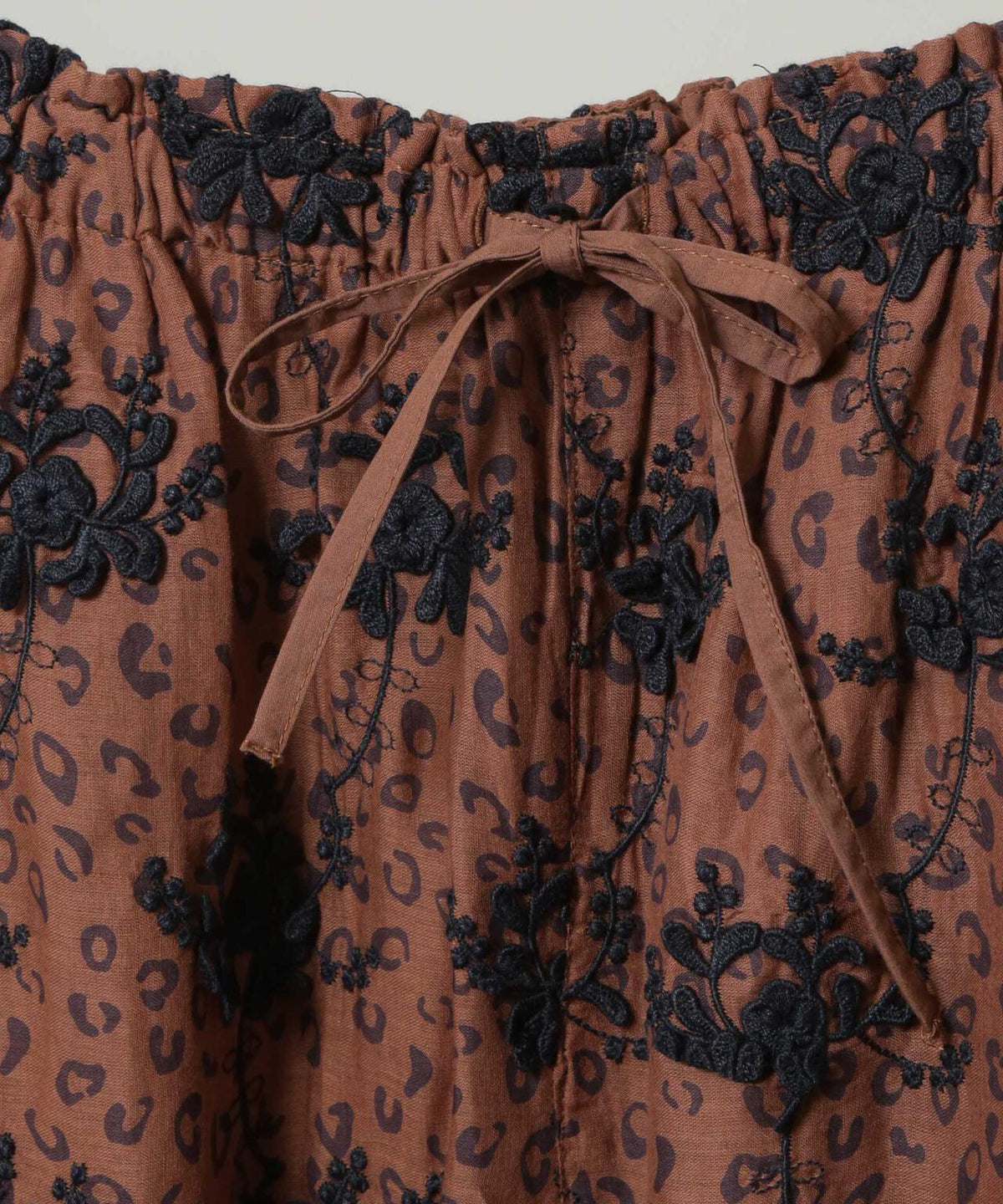 crinkle crinkle crinkle/3D embroidery leopard pants(セットアップ可) 6716227006