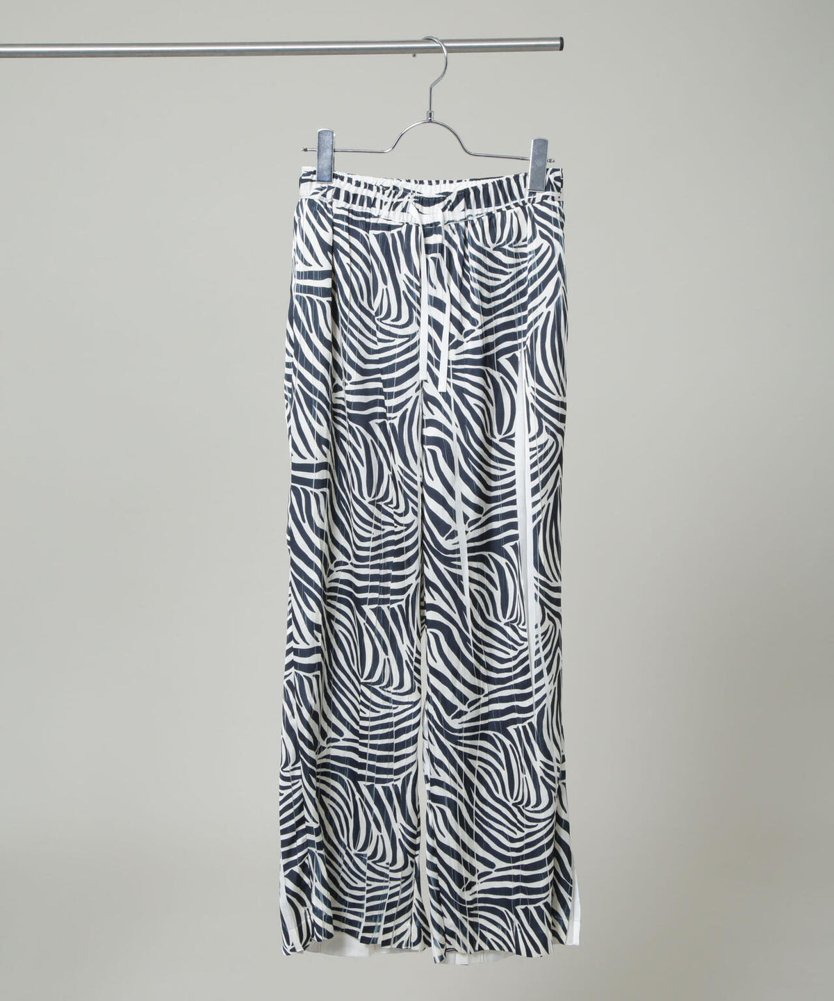 ANTHEM A/PLEATS EASY TROUSERS 6716227014