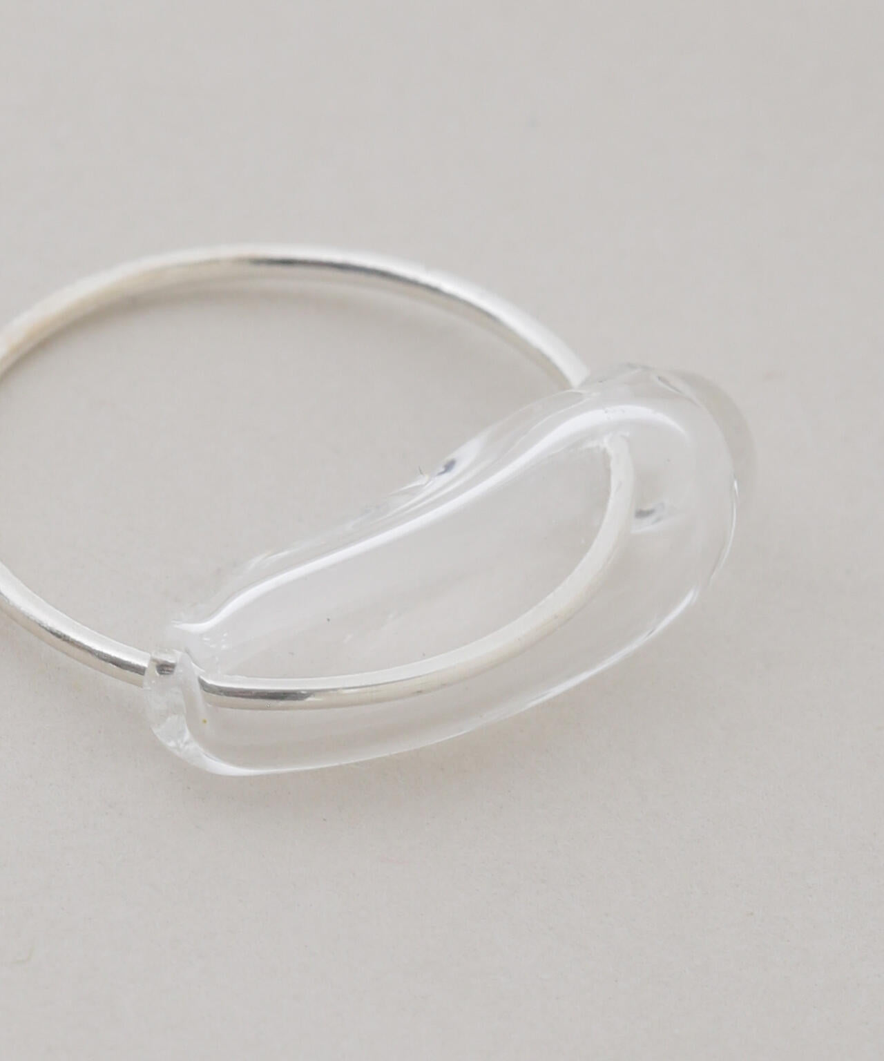 on the sunny side of the street/Small Glass Beads Ring 6716247002