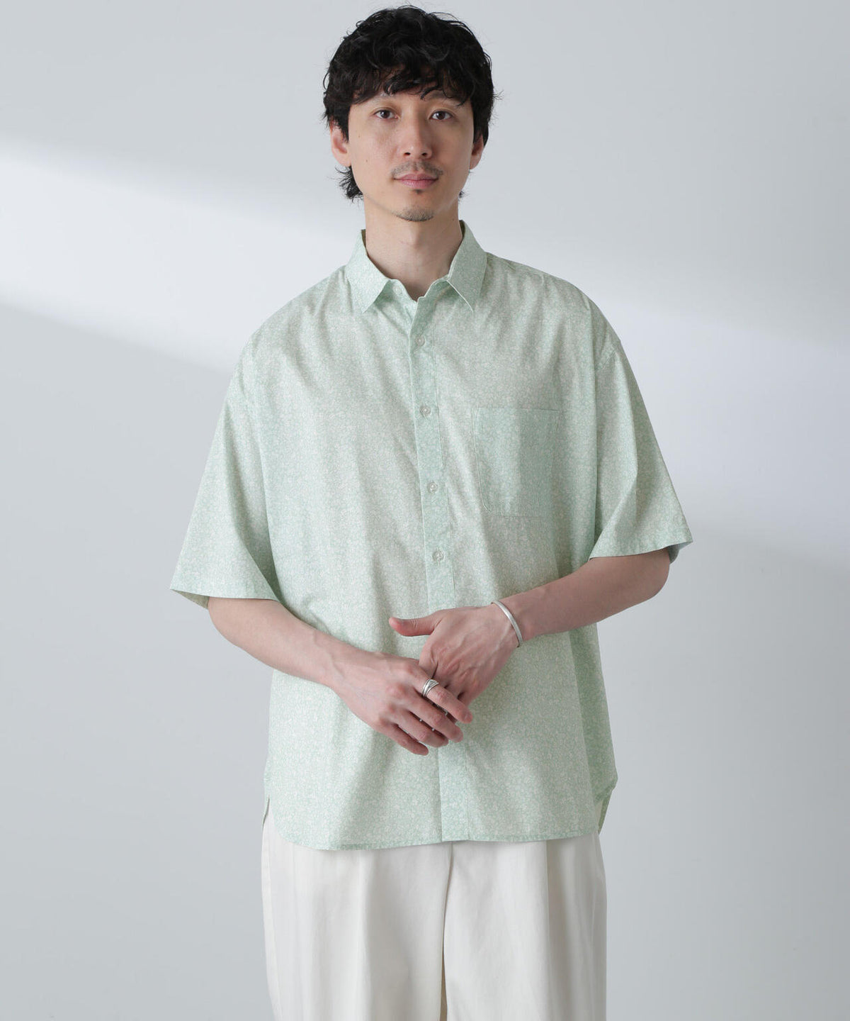 小花柄レギュラーシャツ 半袖 6724121230