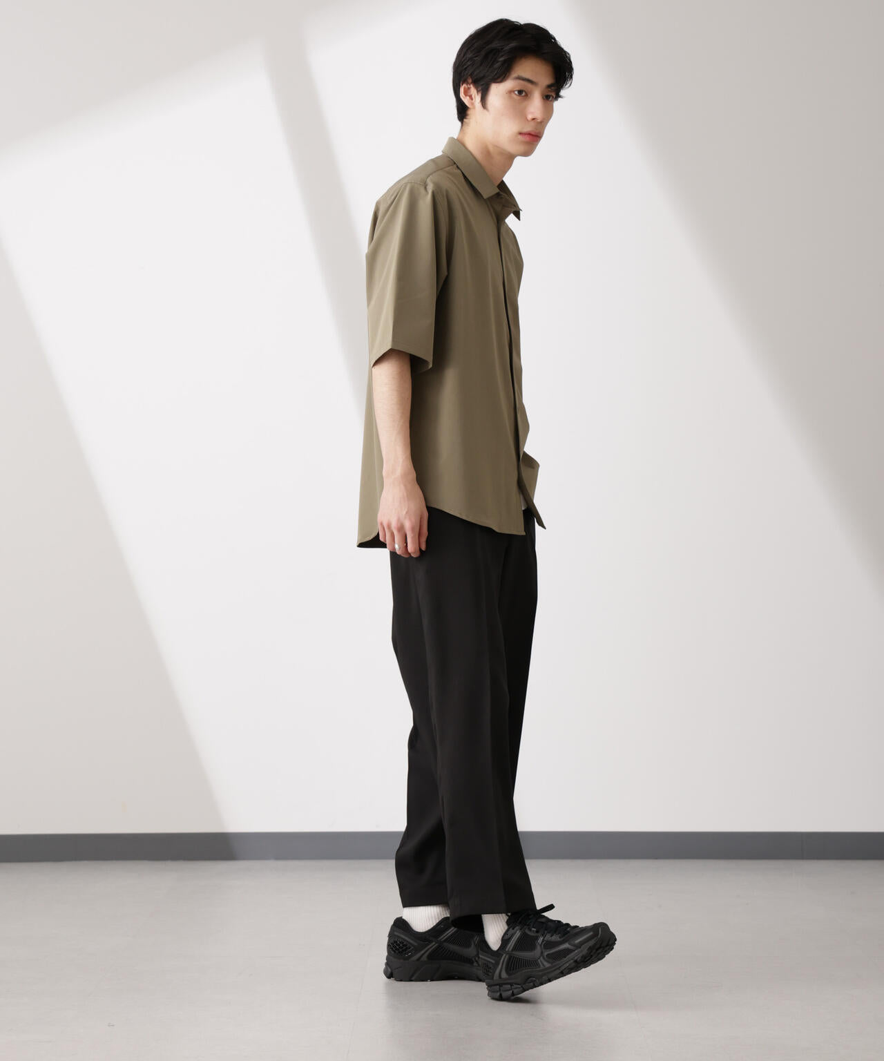 ライトウェイトストレッチ シャツ半袖 6725121206