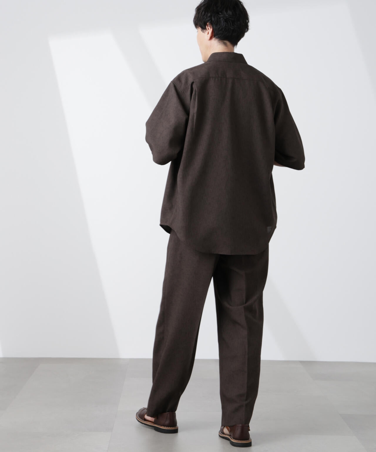 テックリネンリラックスタックテーパードパンツ 6725127217