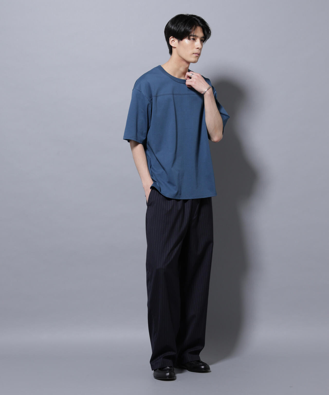 リラックスフットボールTシャツ 半袖 6725224211