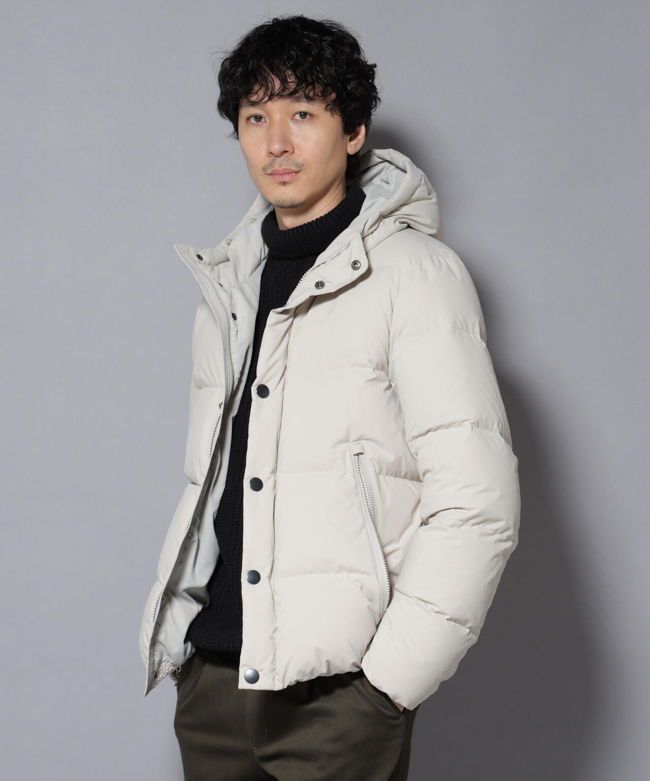 anewdown(R)フルダルステッチフーデット撥水ダウン 6726114202