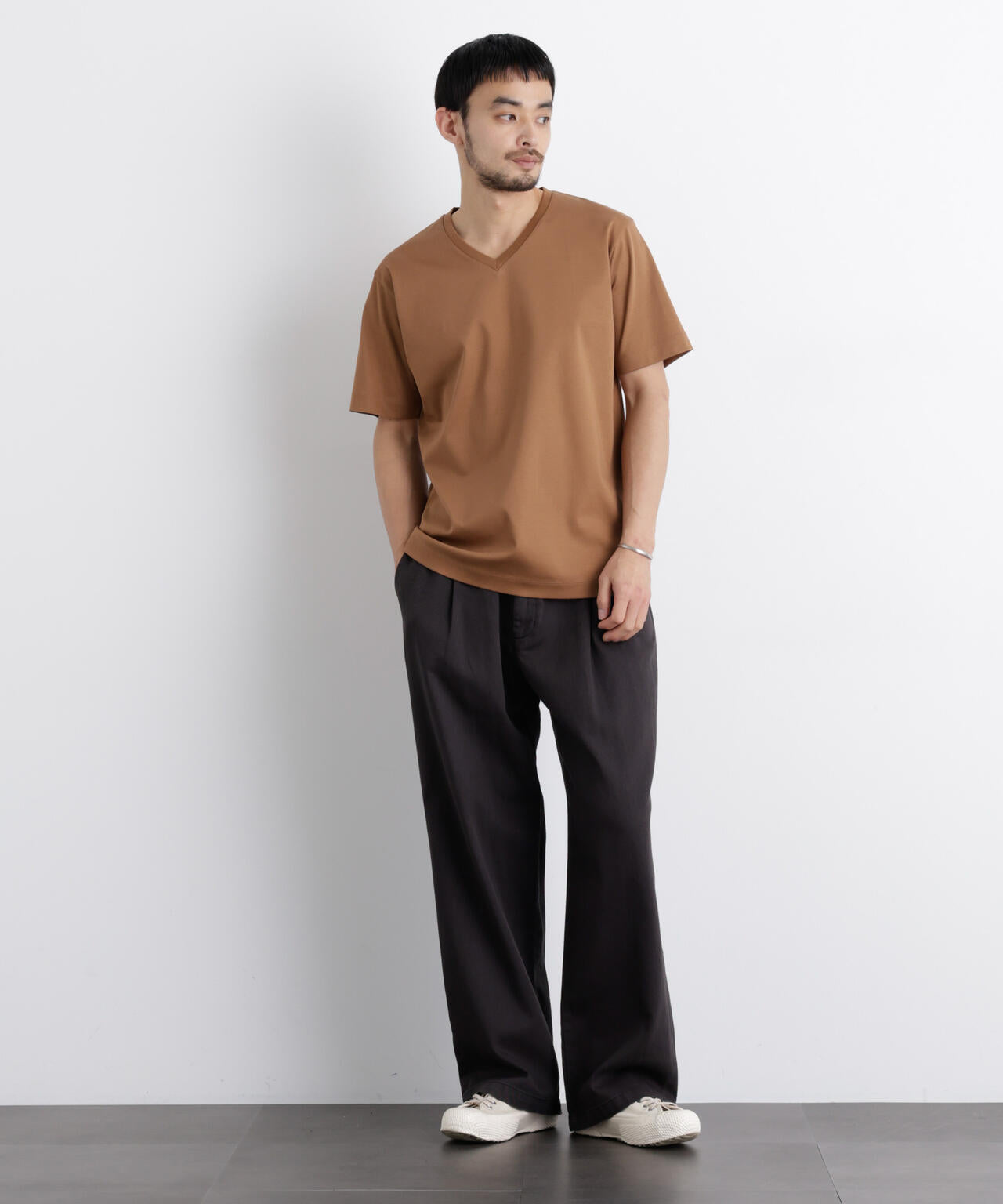 アンチスメル Vネック Tシャツ 半袖 6726124204