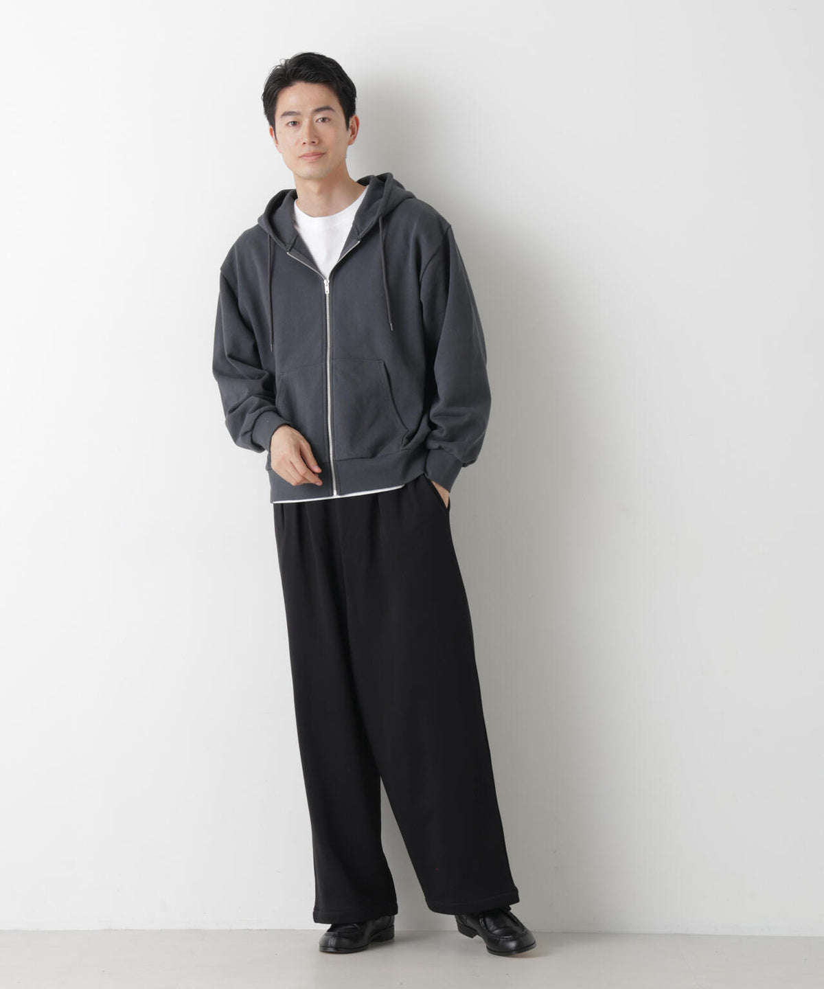 WEB限定/ワイドフィットスウェットZIPパーカー 6726223217
