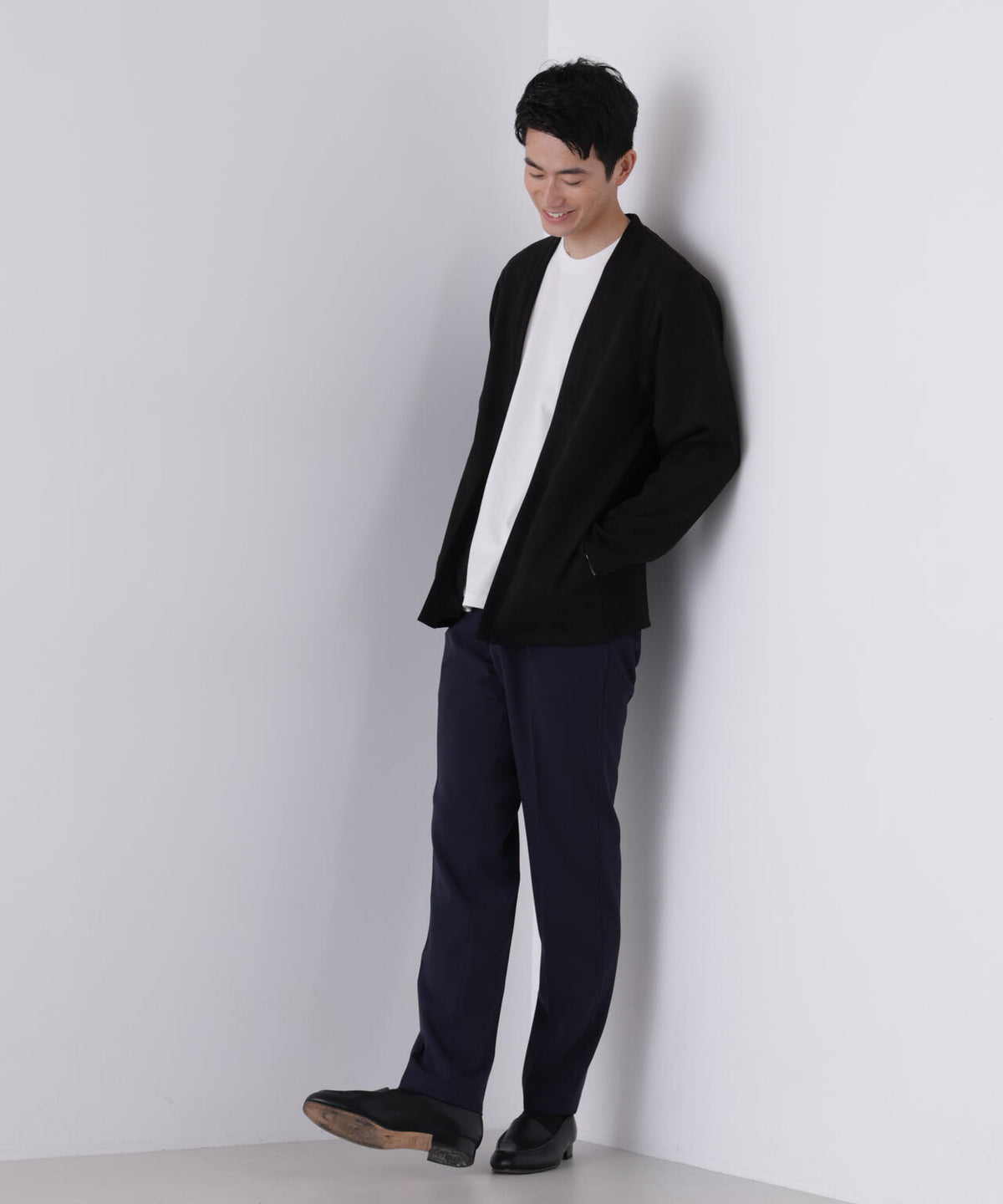 ALWAYS タイトテーパード スラックス 6726227201