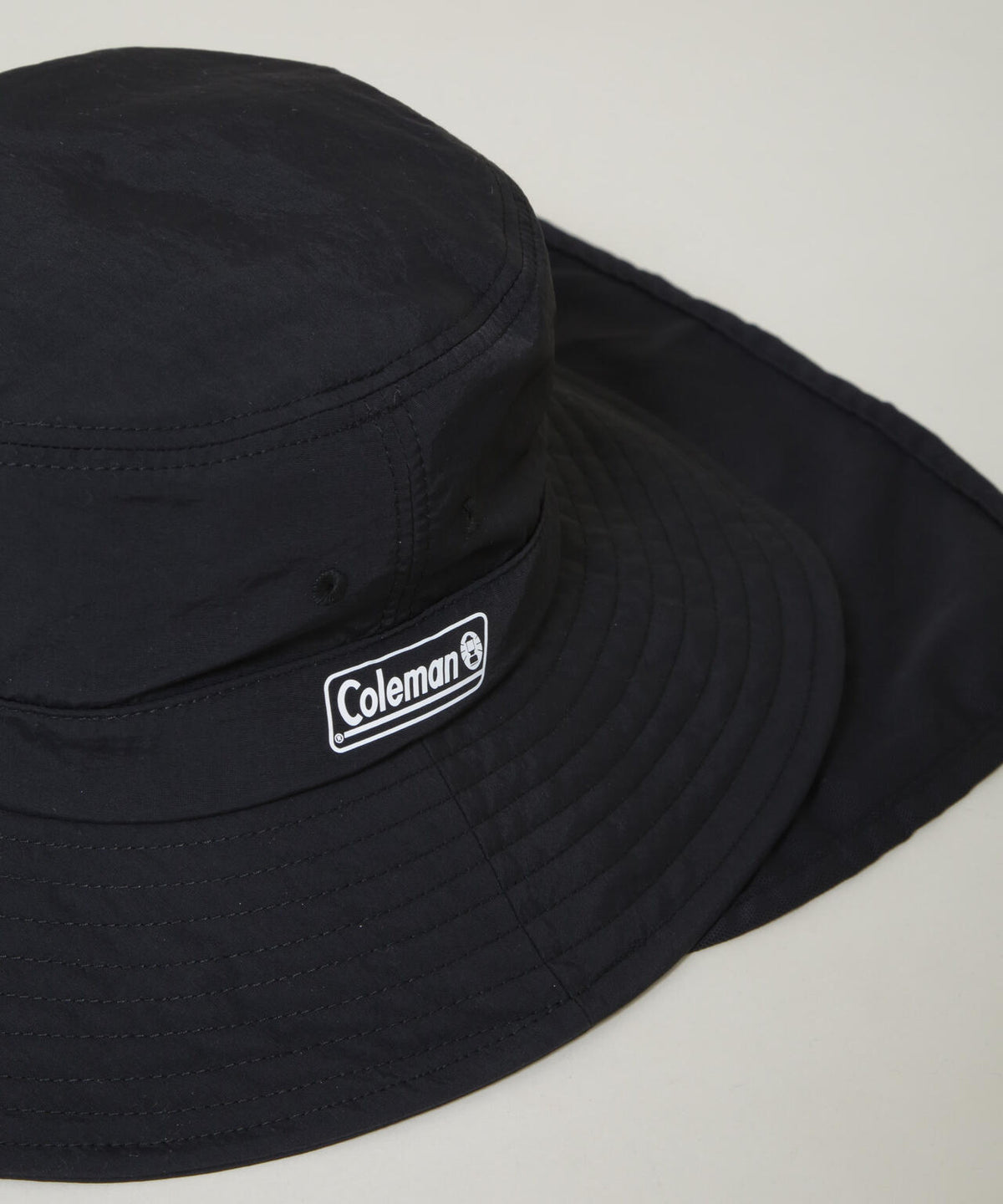 Coleman/タフタシェード付き アドベンチャーハット DARKROOM 6726239142